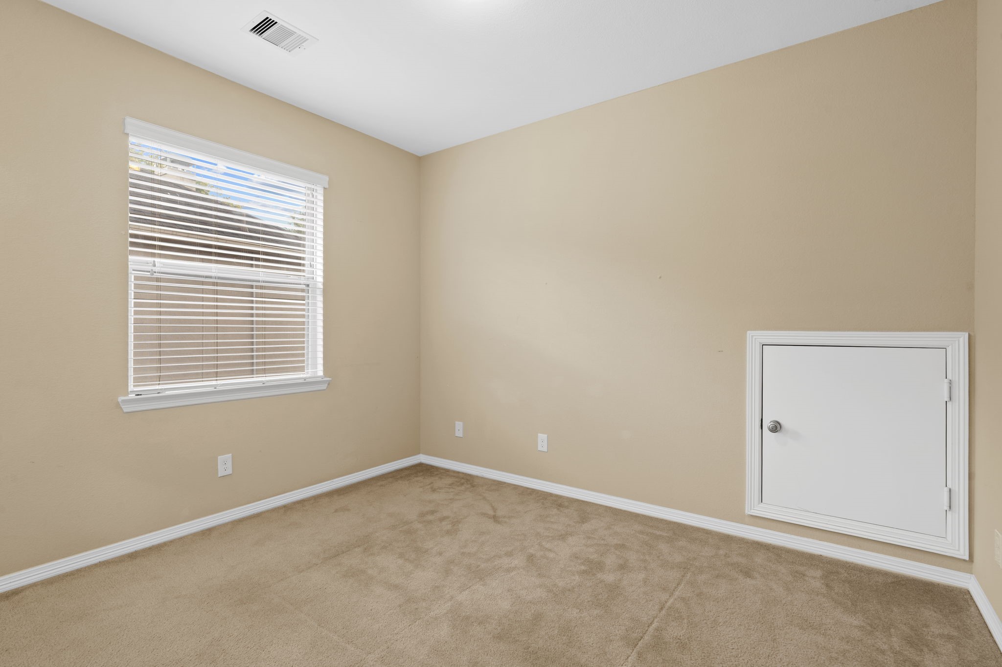 The spacious floor plan features 5 bedrooms, 4 full baths, and 1 half bath, with every bedroom offering an en-suite bathroom and walk-in closet.