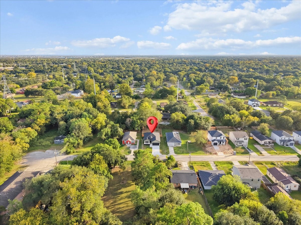 2311 Thompson Street, La Marque, TX 77568