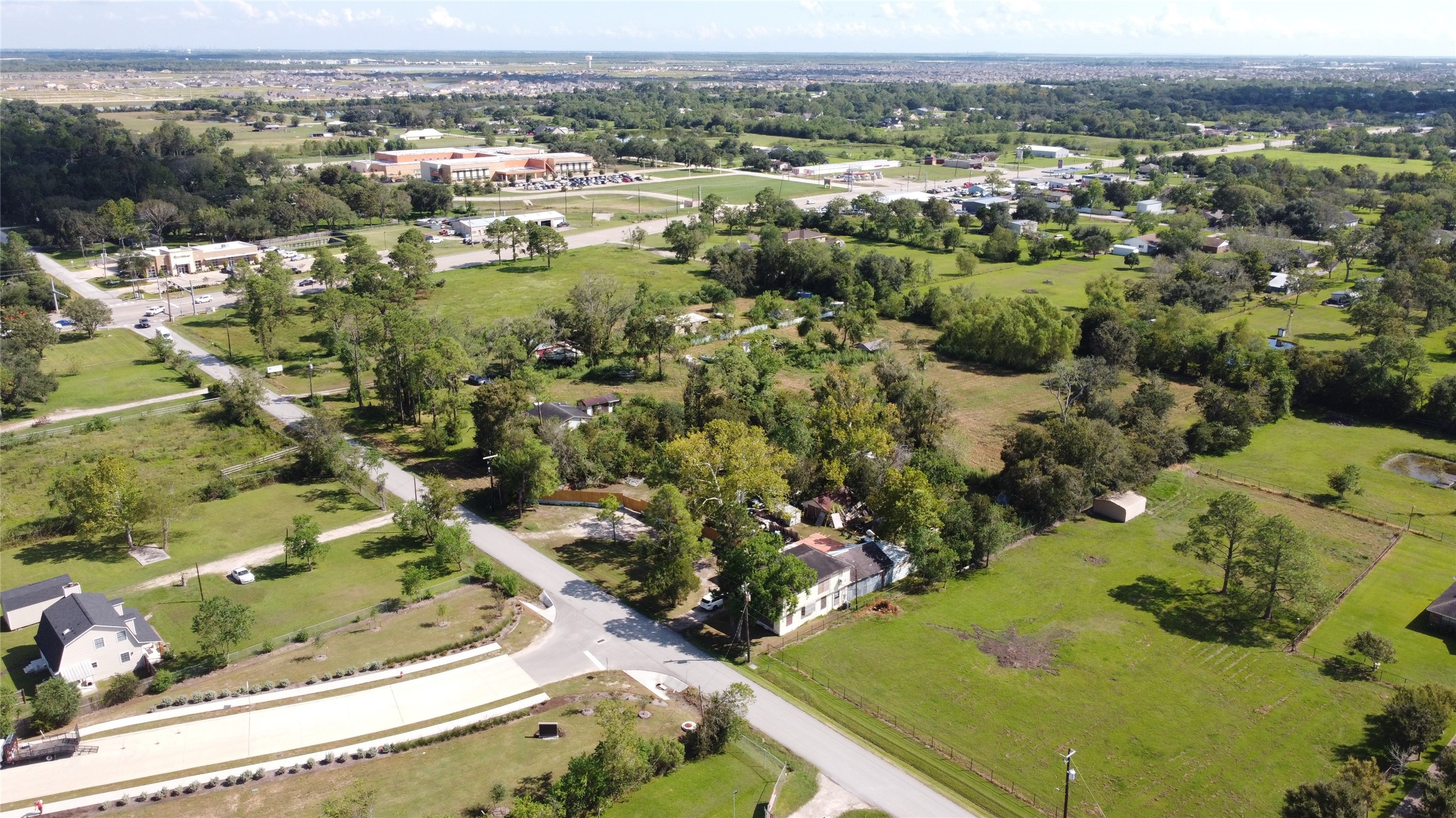 3701 Avenue J, Santa Fe, TX 77510