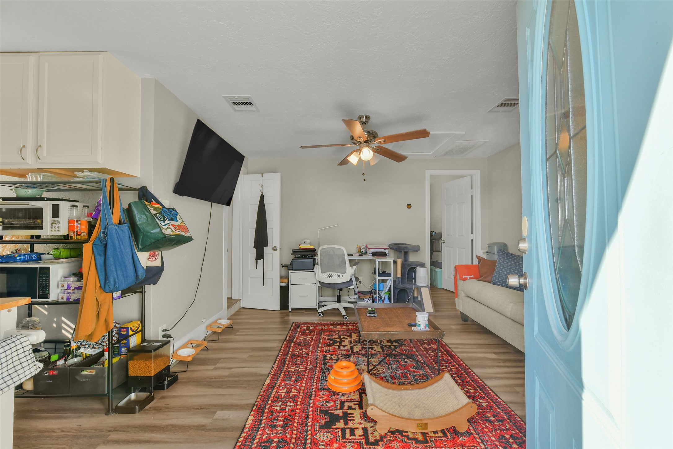 2nd floor apartment