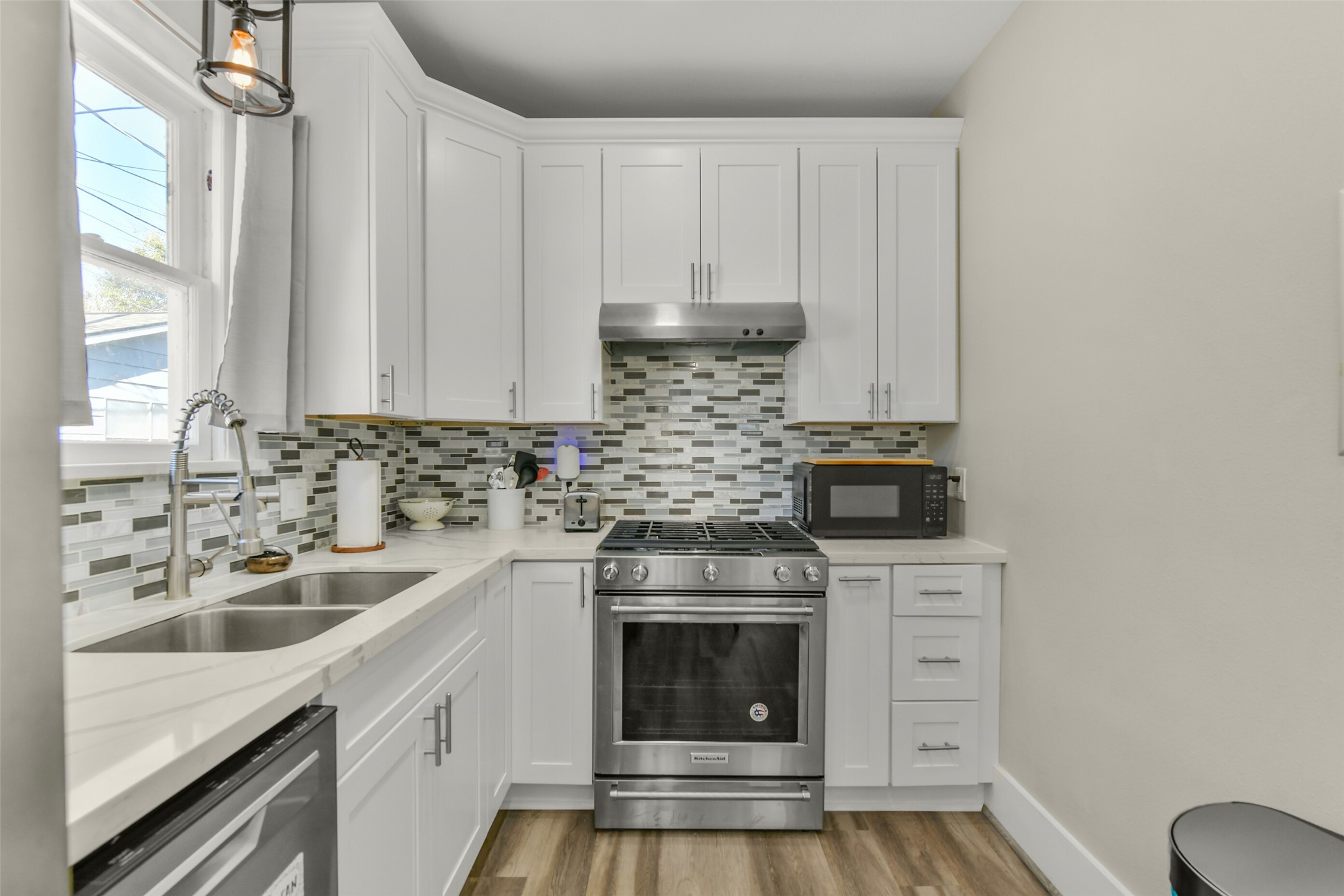 2414 44th Street, Galveston, TX 77550