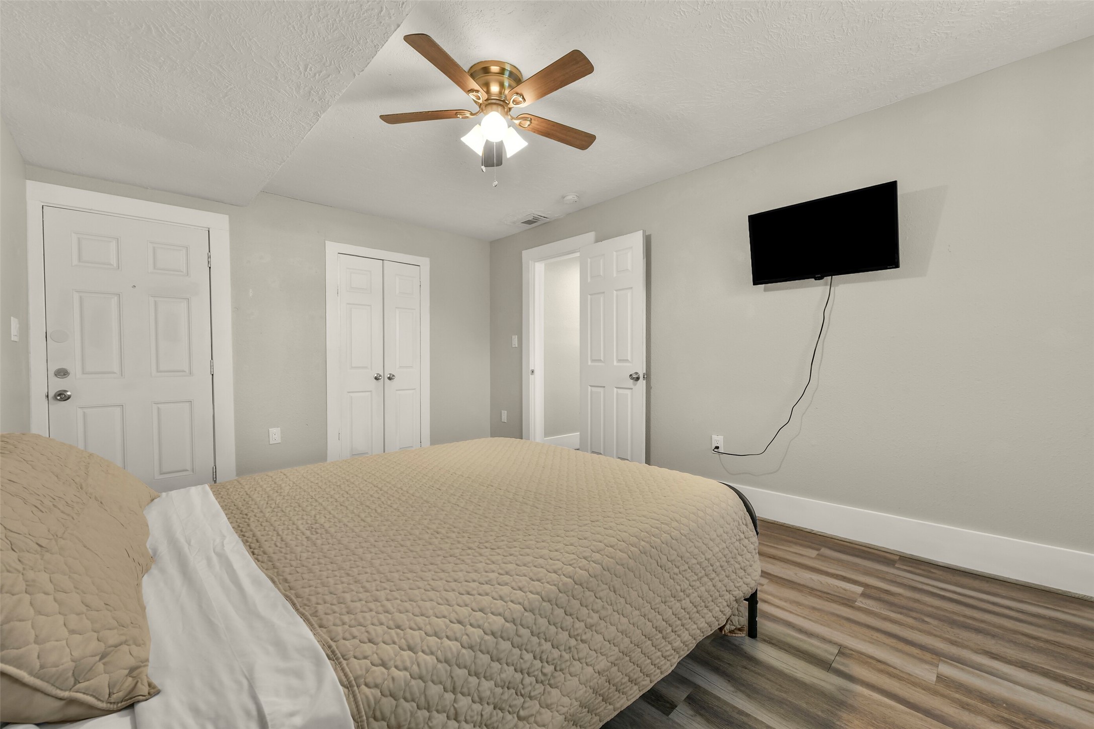 2414 44th Street, Galveston, TX 77550