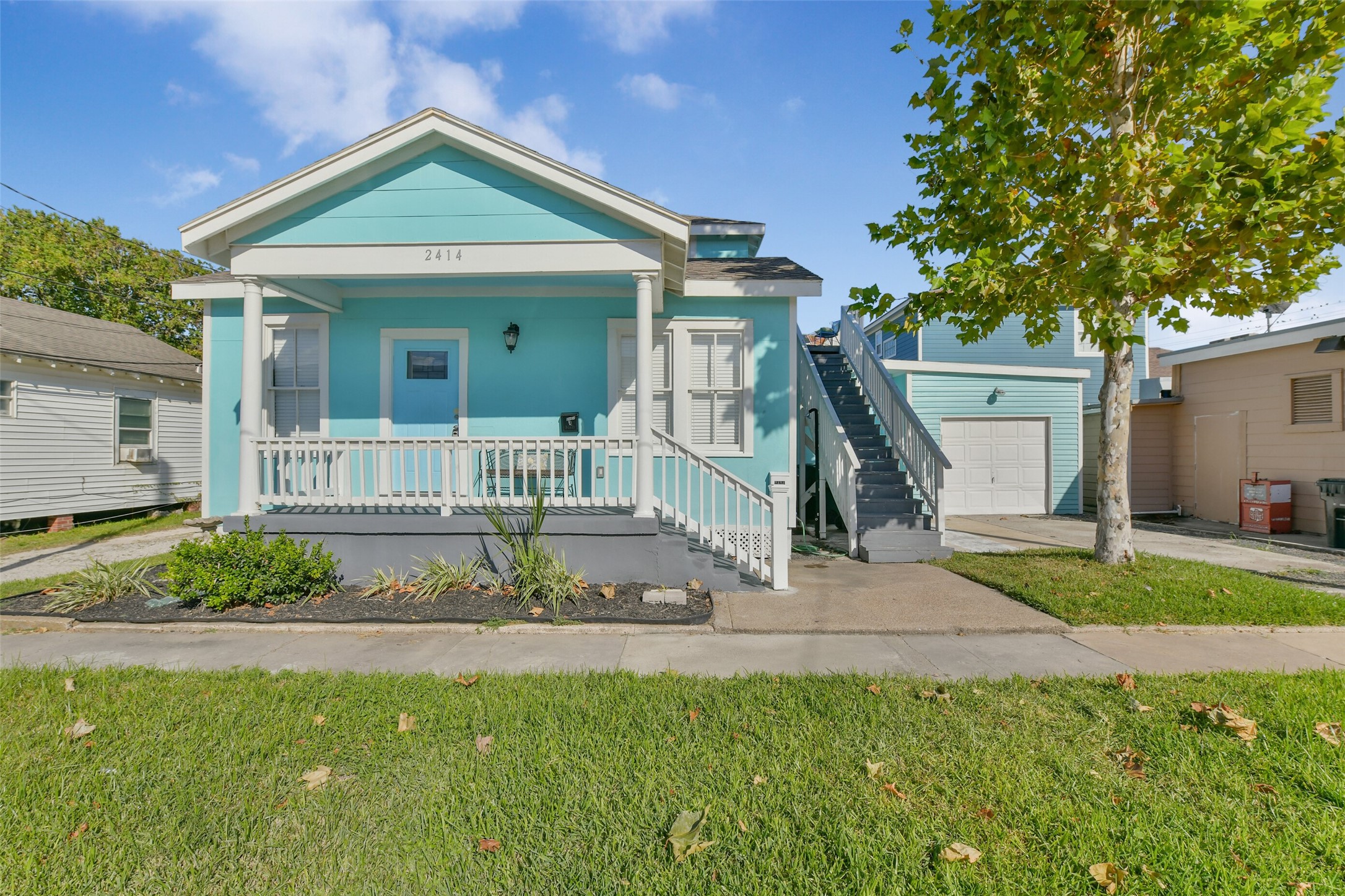 2414 44th Street, Galveston, TX 77550