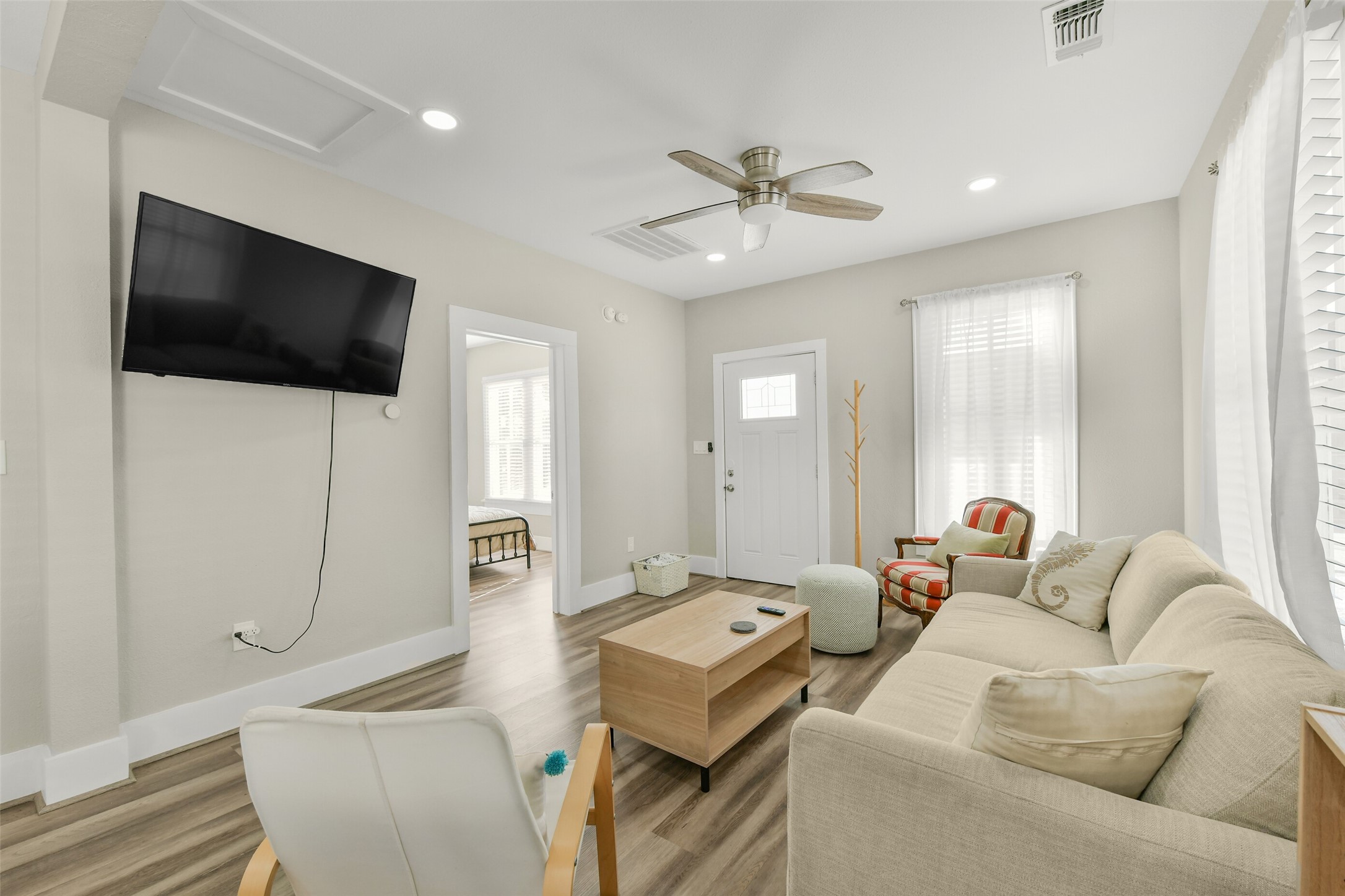 2414 44th Street, Galveston, TX 77550