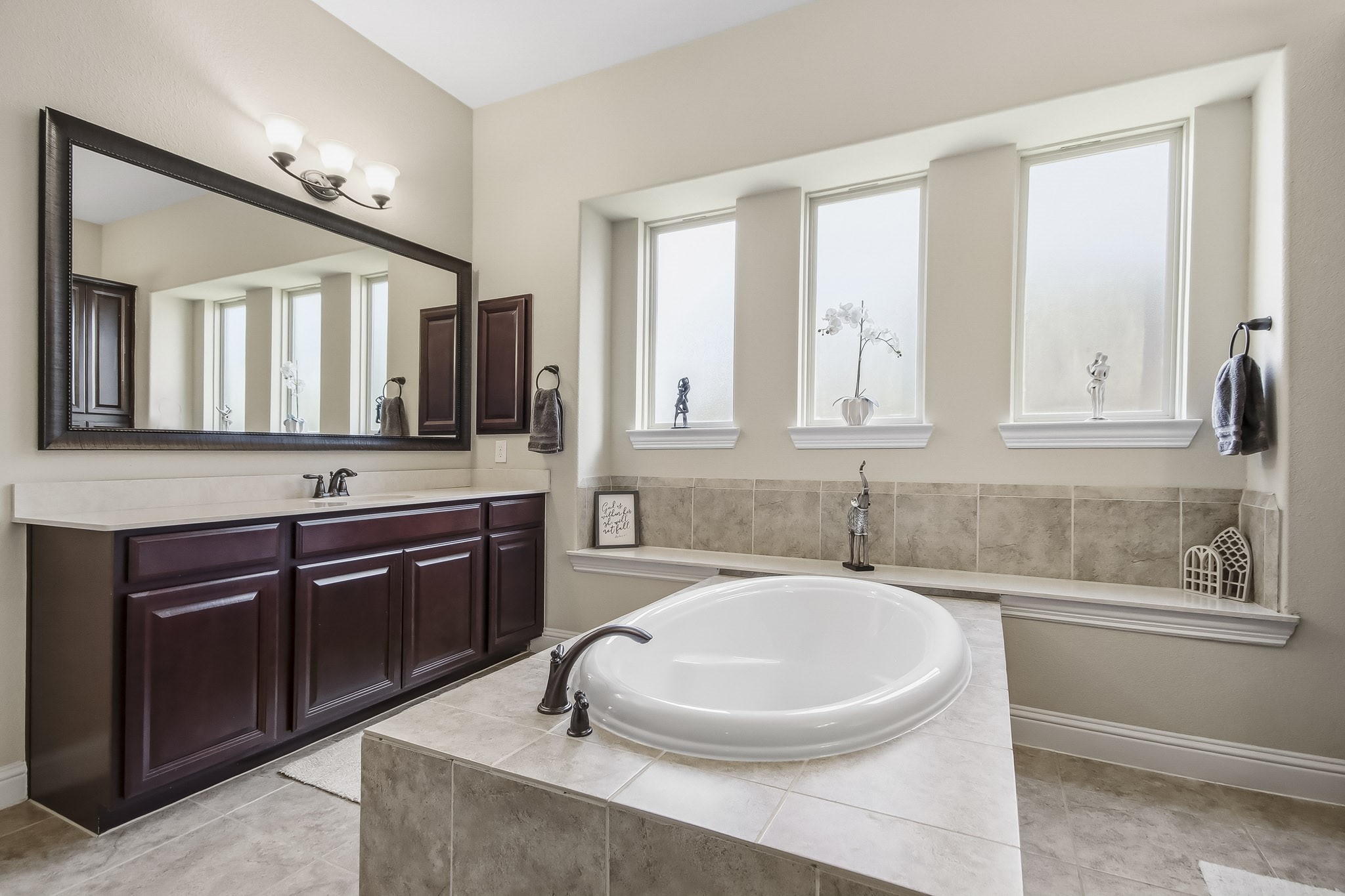 16818 Lake Limestone Lane, Houston, TX 77044