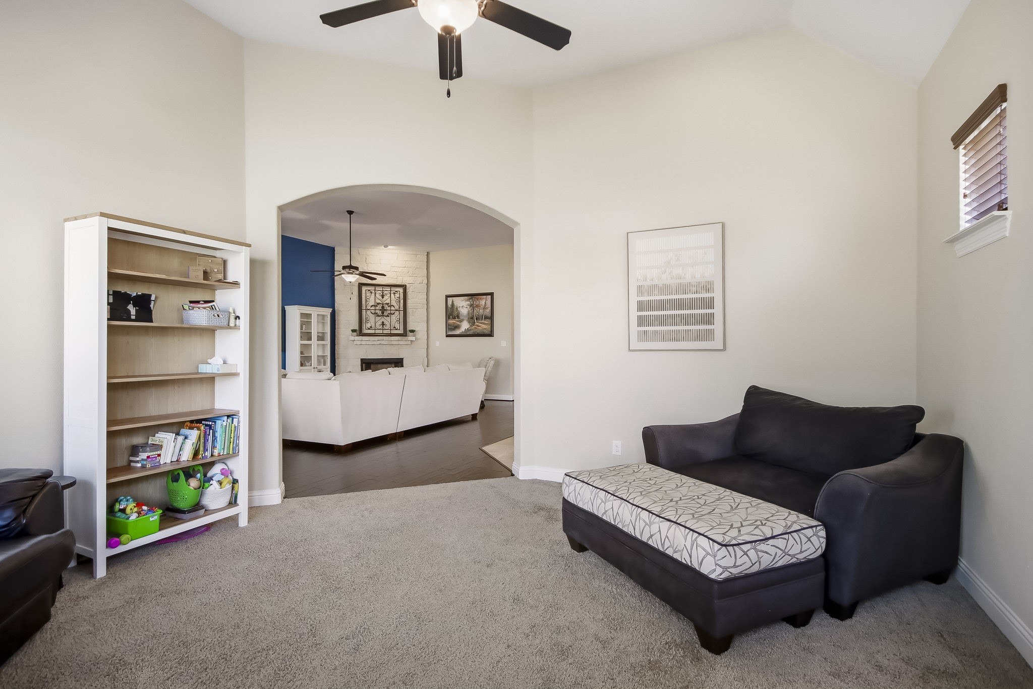 16818 Lake Limestone Lane, Houston, TX 77044