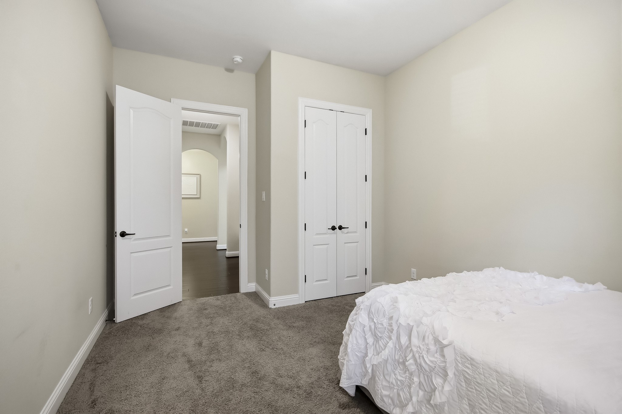 16818 Lake Limestone Lane, Houston, TX 77044