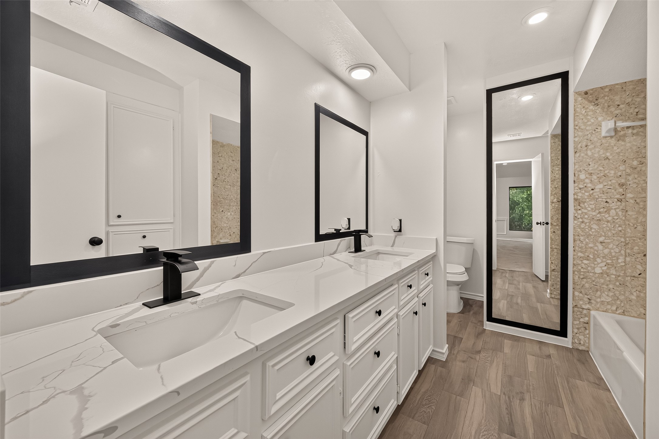 14606 Sunny Grove Drive, Houston, TX 77070