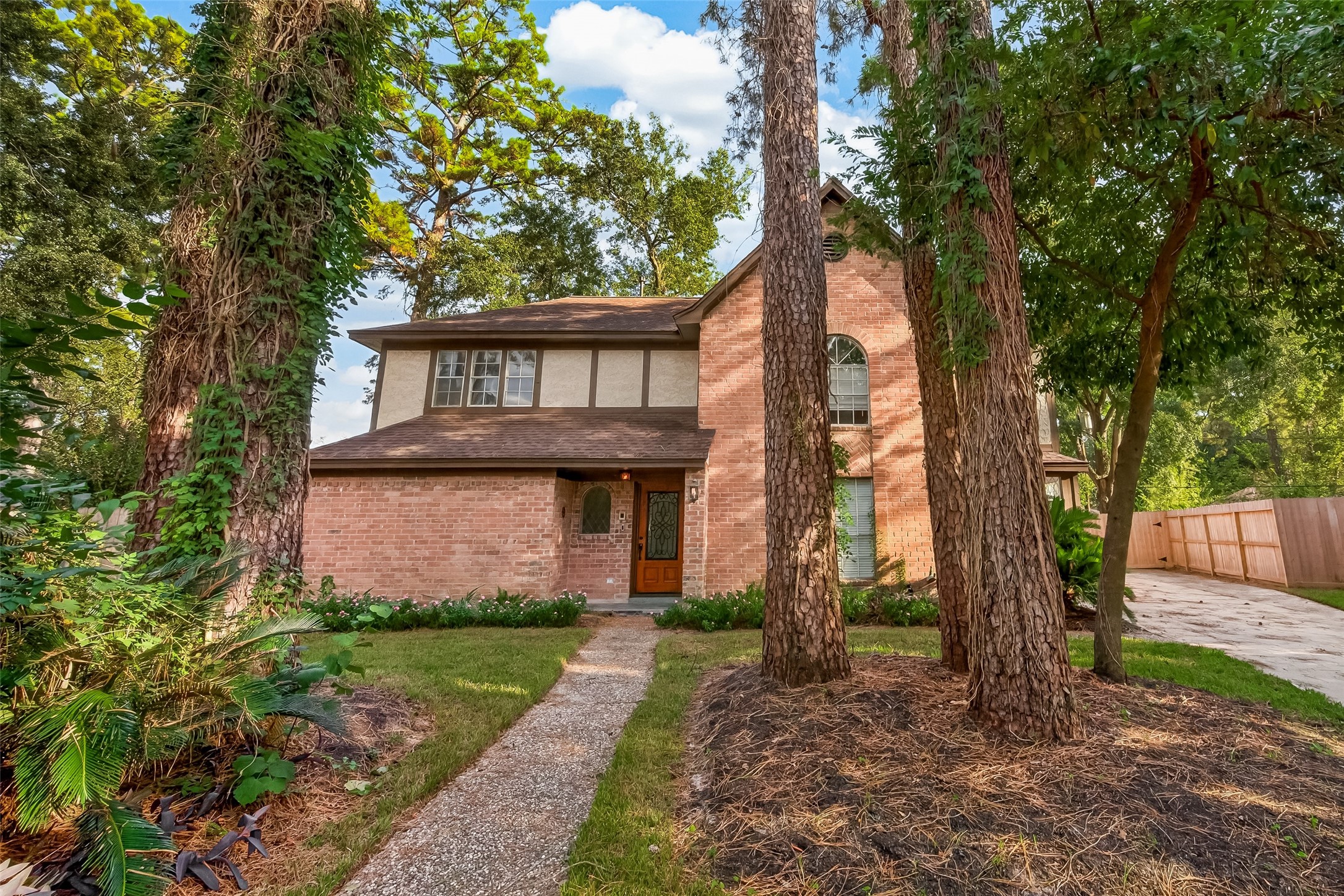 14606 Sunny Grove Drive, Houston, TX 77070