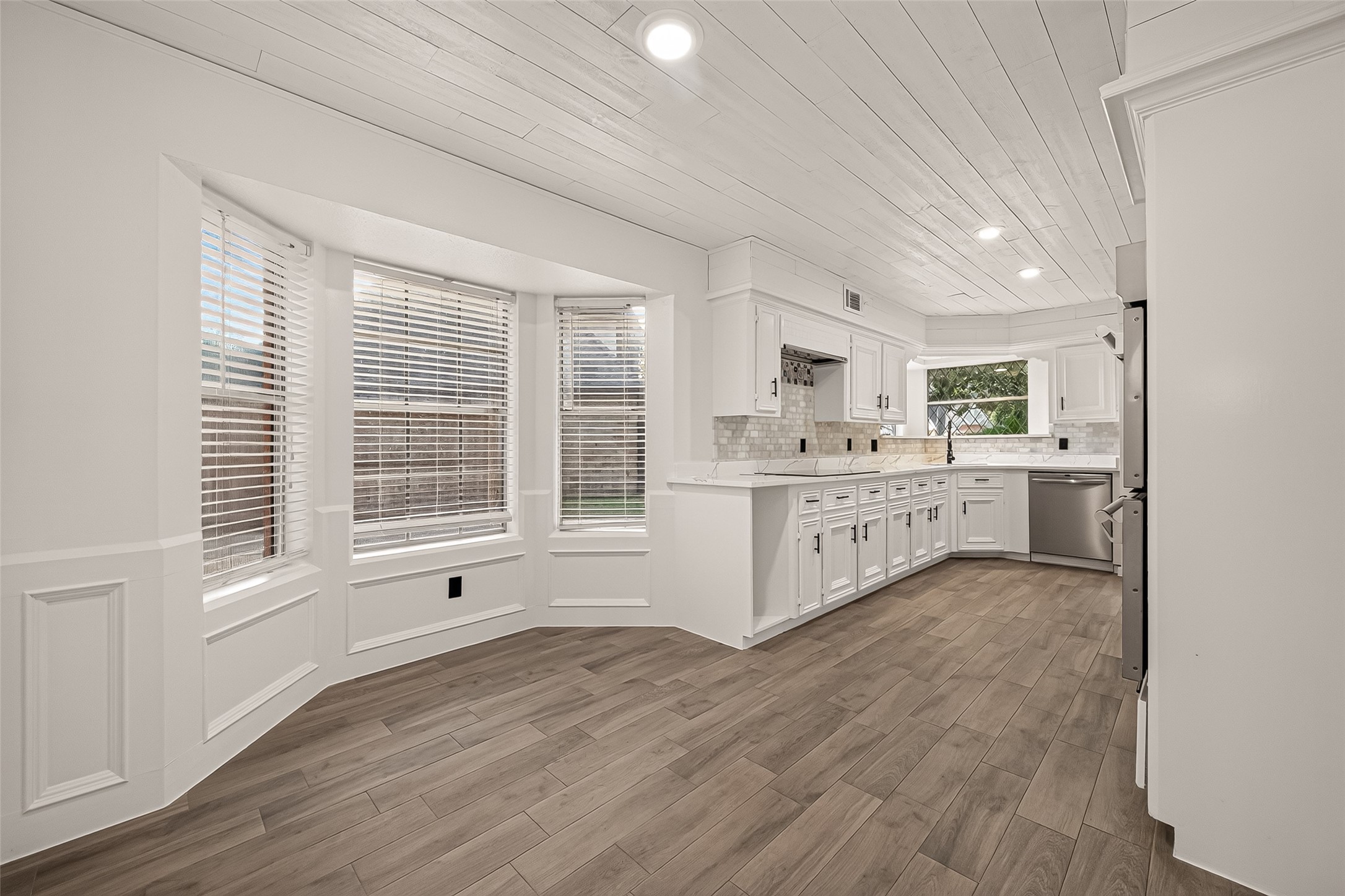 14606 Sunny Grove Drive, Houston, TX 77070