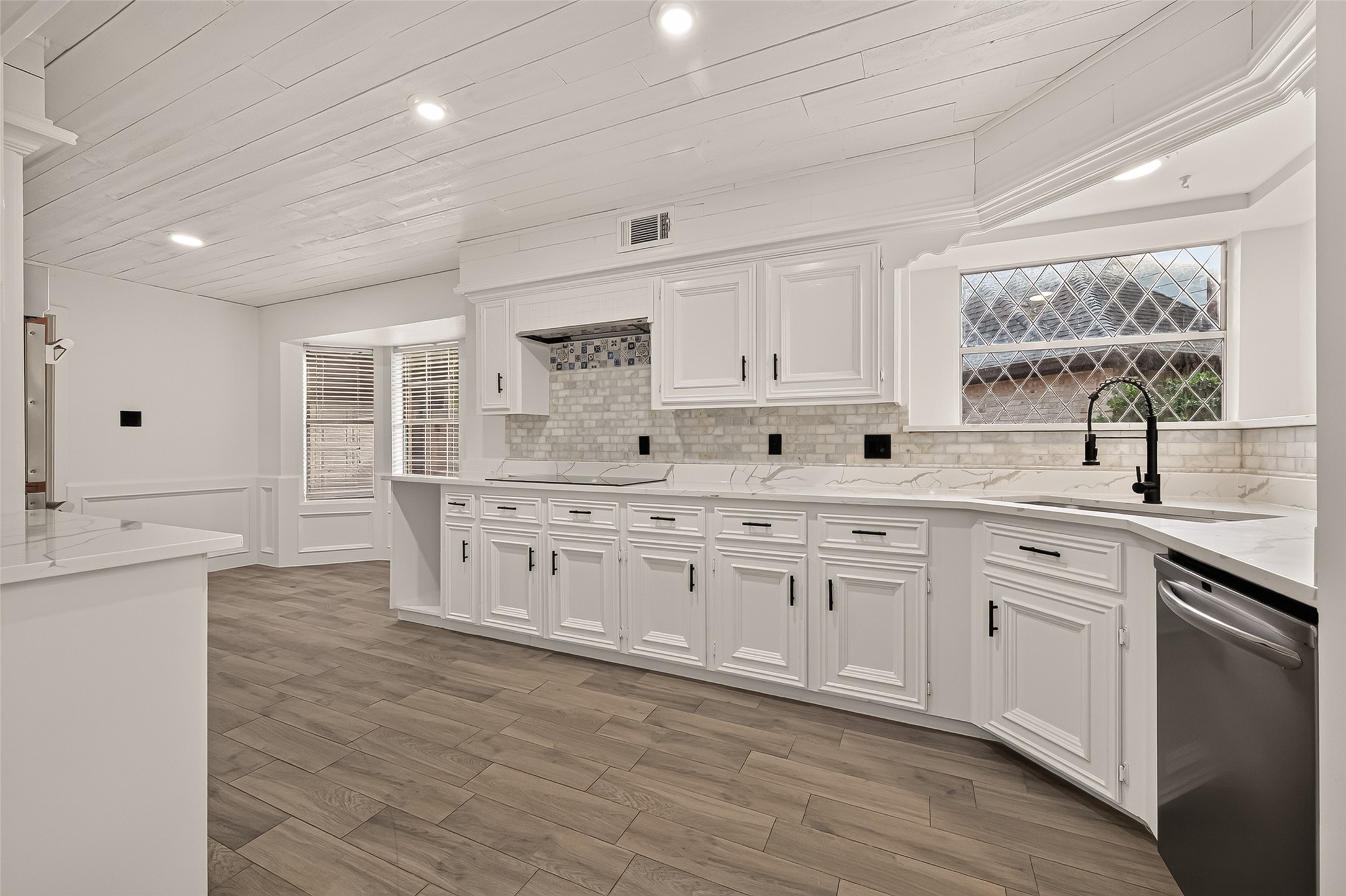 14606 Sunny Grove Drive, Houston, TX 77070
