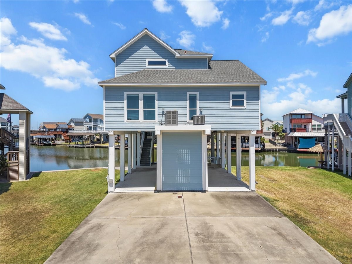 314 Windward Way, Tiki Island, TX 77554