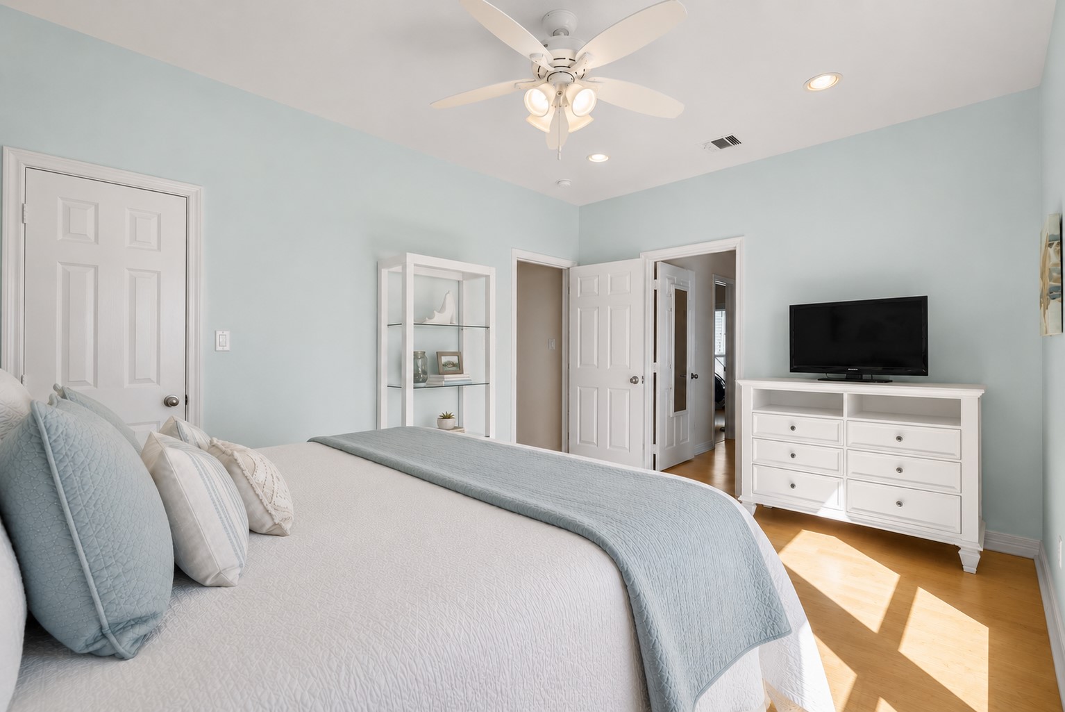 Bedroom one located on the 1st floor