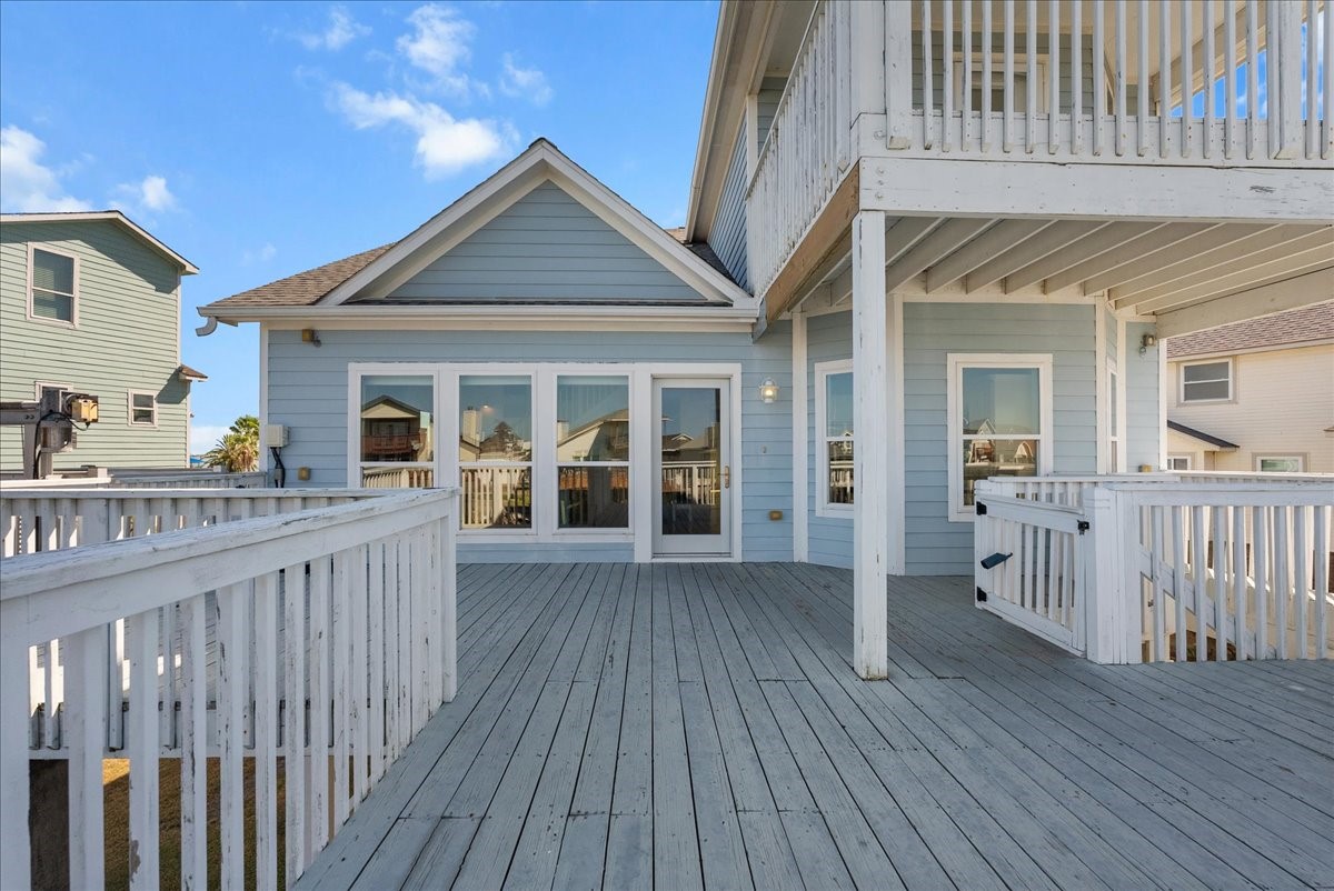 Enjoy an expansive deck, private boathouse, covered parking beneath the home, additional garage space, and exceptional outdoor livingall just a short walk from the neighborhood park.