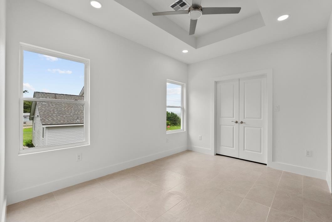 510 2nd street, San Leon, TX 77539