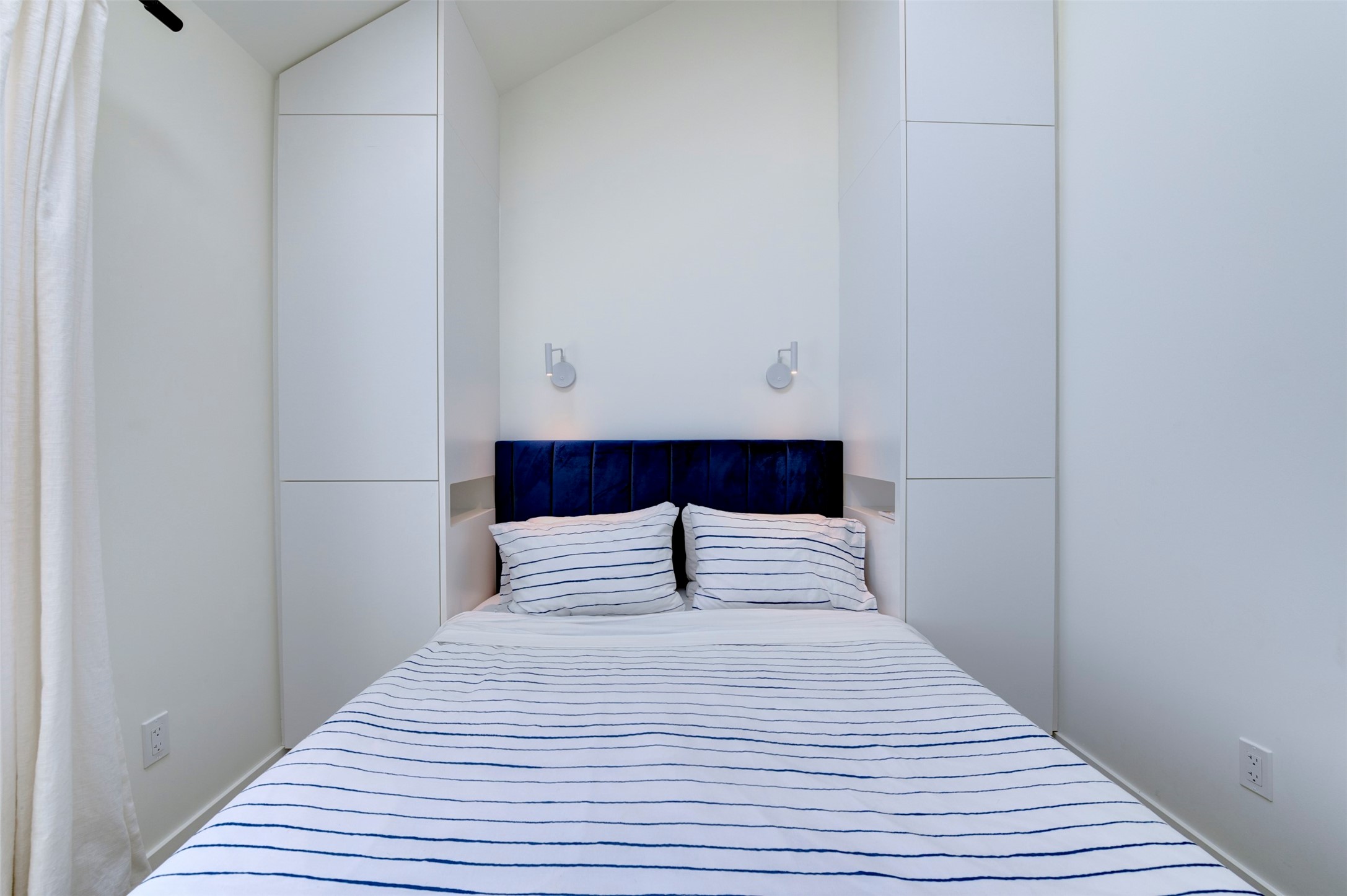 Back house Queen guest bedroom with built-in wardrobes