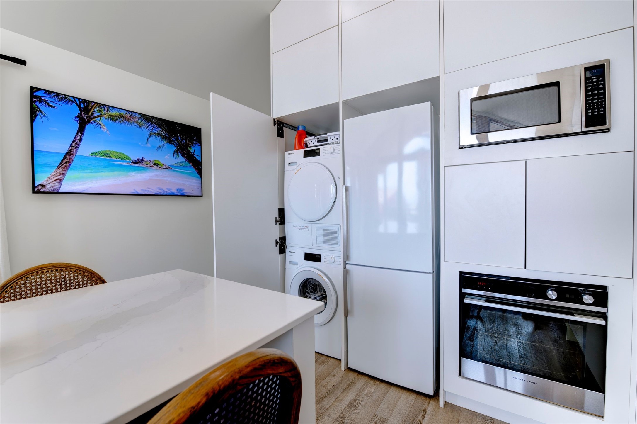 Back house stacked washer and dryer