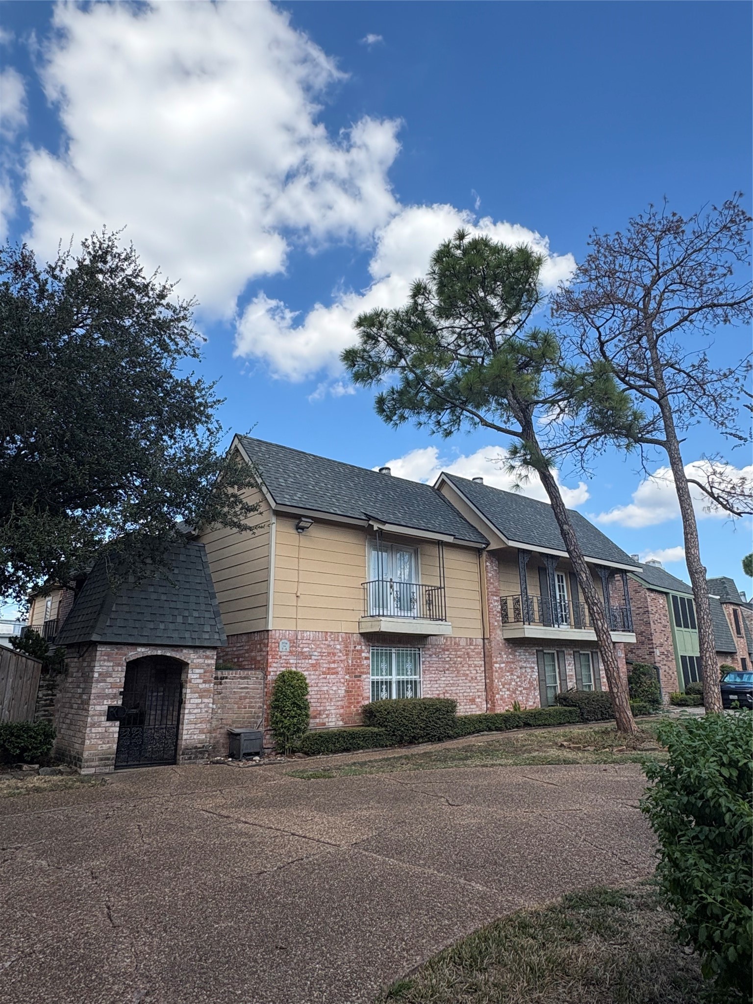5534 Beverly Hill Street, #5, Houston, TX 77056