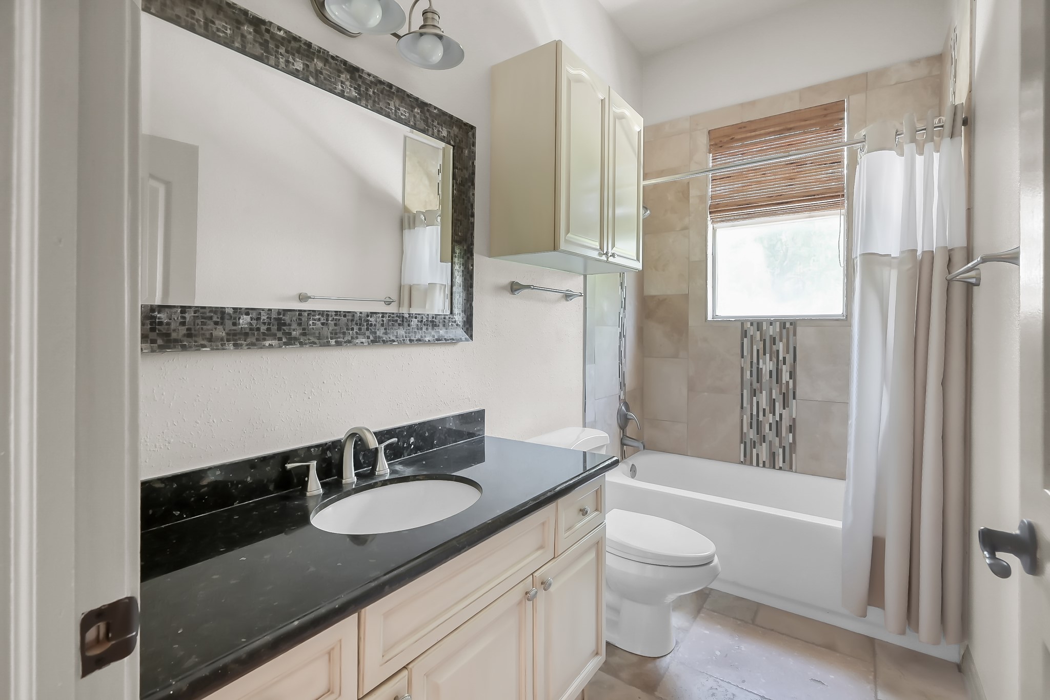 Second Bathroom for Second and Third Bedrooms