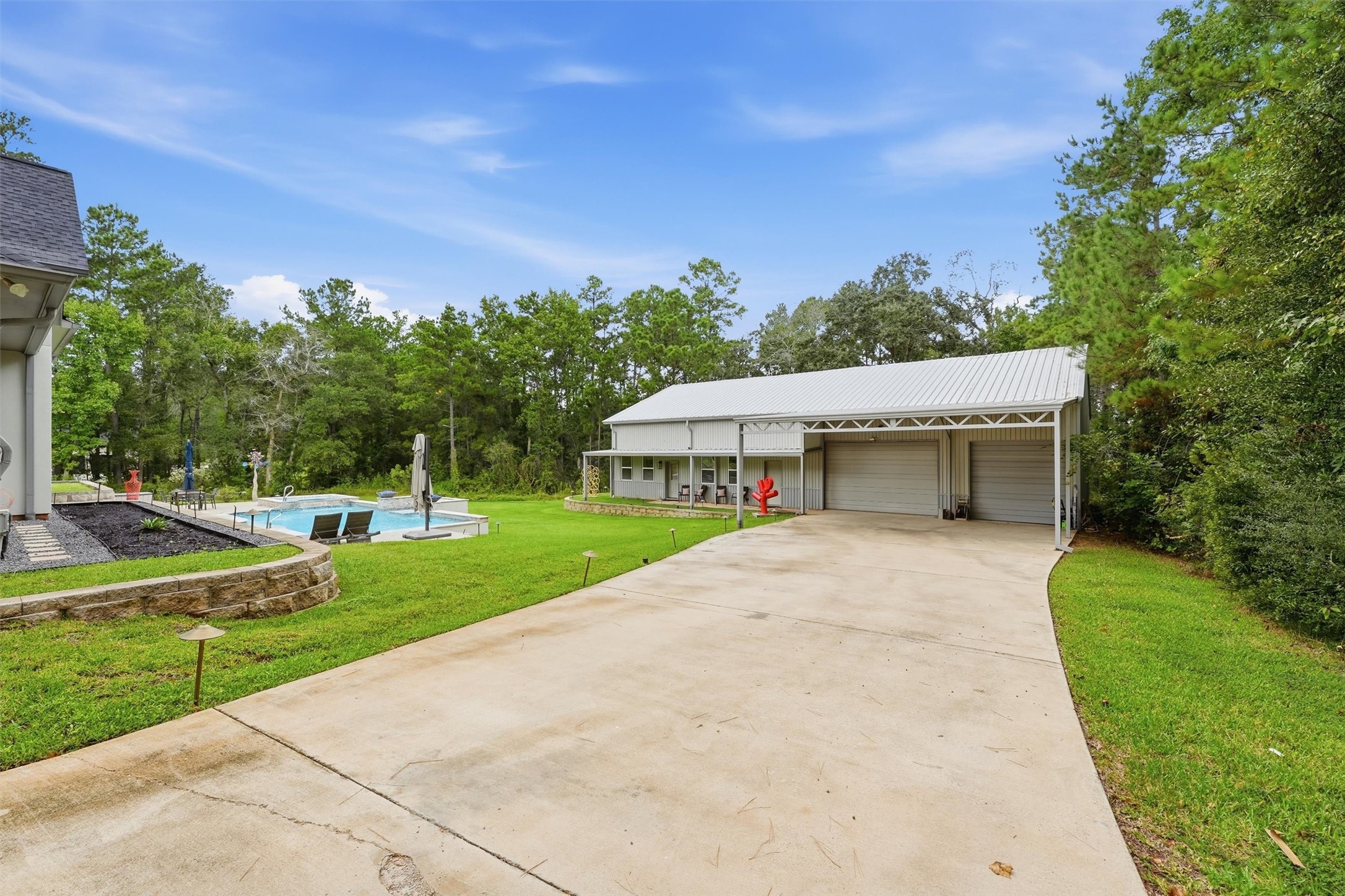 23562 Cannondale Loop, Montgomery, TX 77316