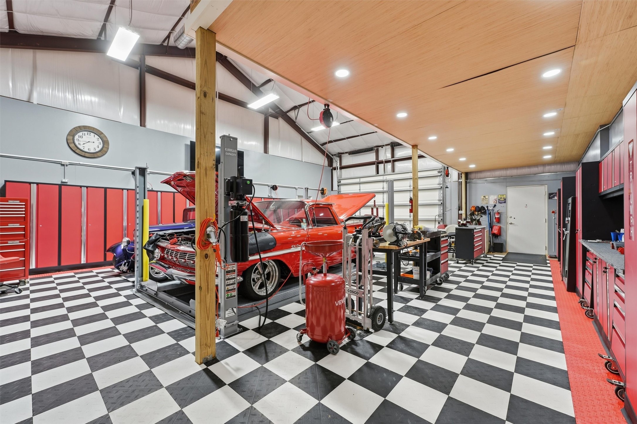 23562 Cannondale Loop, Montgomery, TX 77316