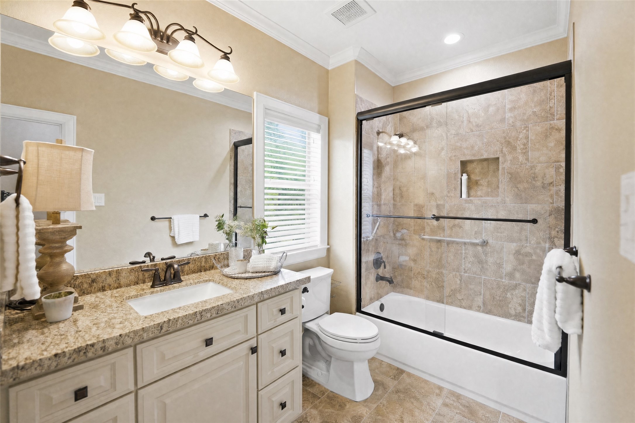 23562 Cannondale Loop, Montgomery, TX 77316