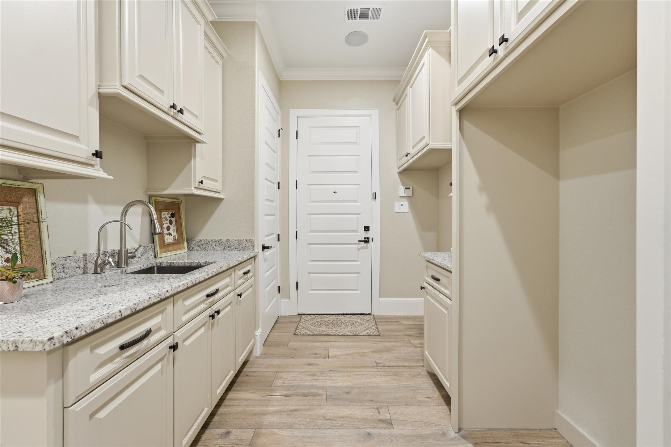 23562 Cannondale Loop, Montgomery, TX 77316