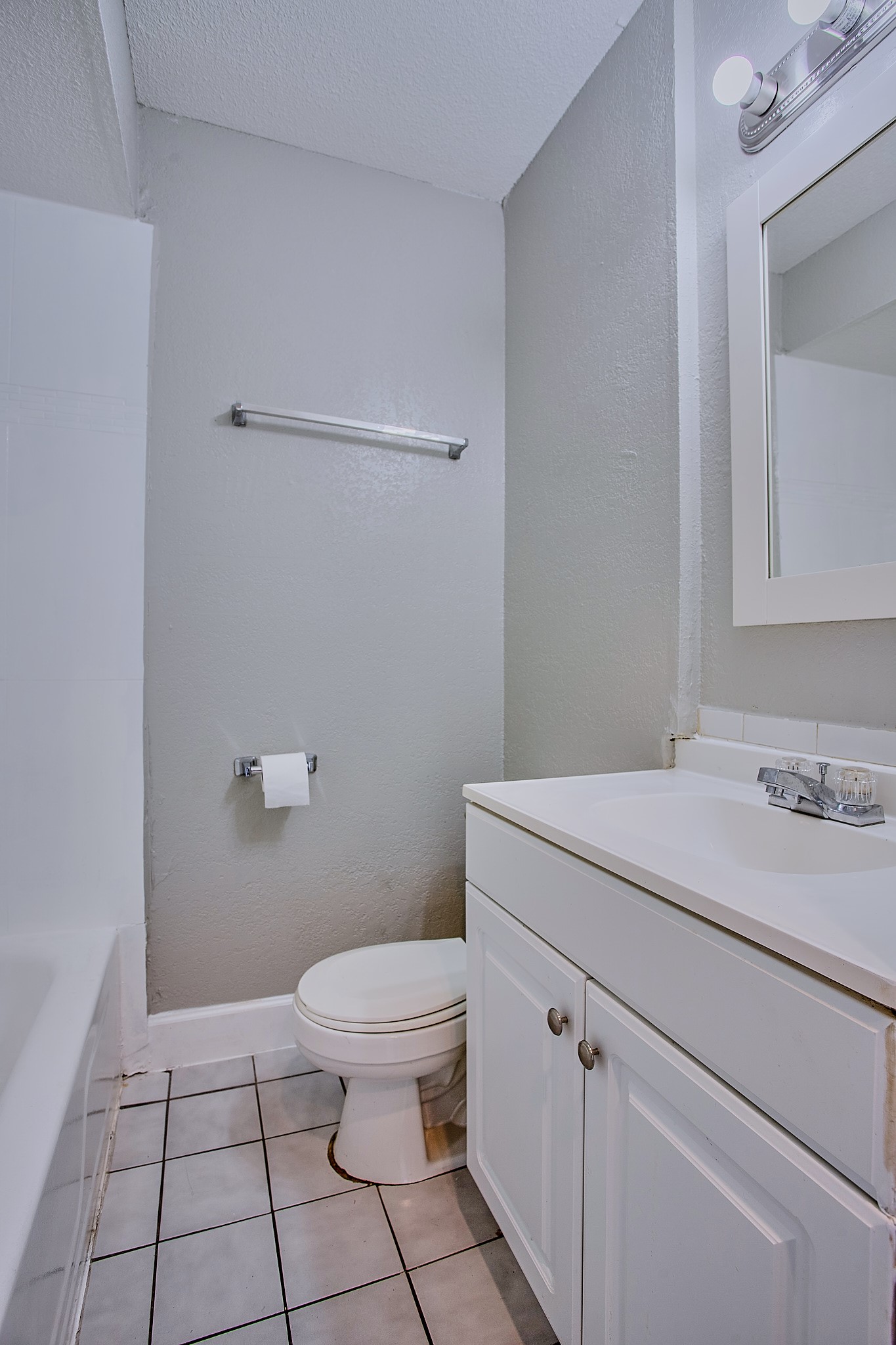 1423 Hawthorne, #16, Houston, TX 77006