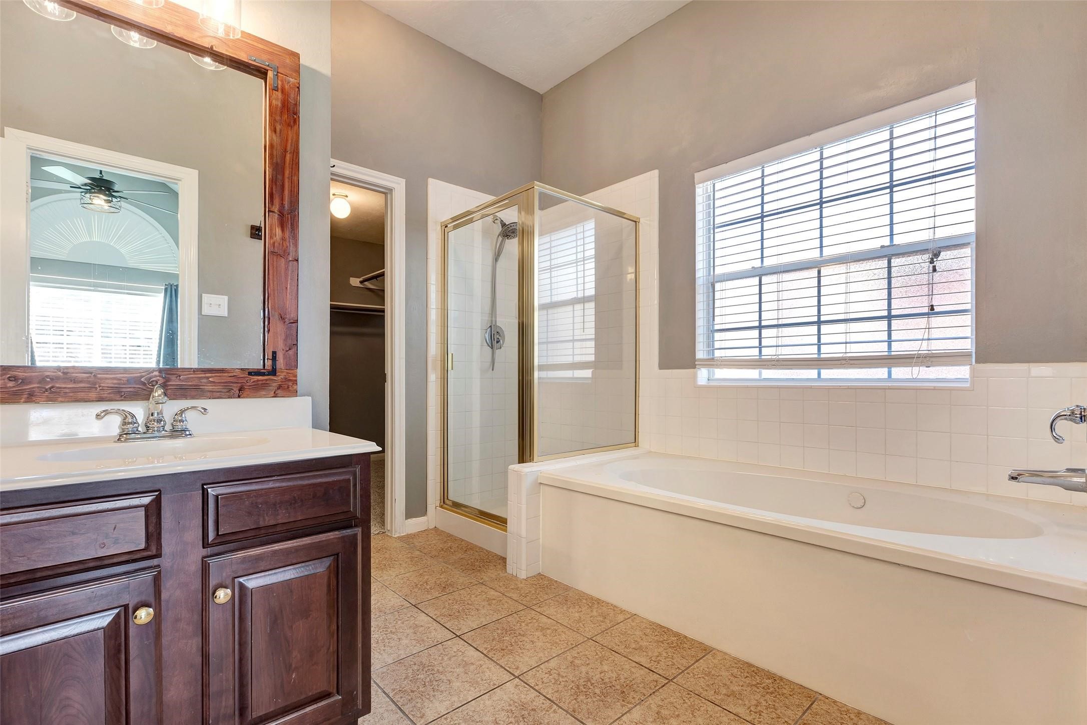11514 Tara Place, Pearland, TX 77584
