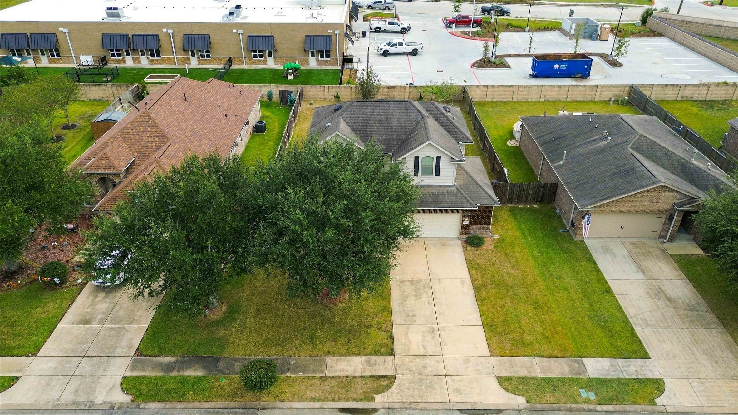 9707 Golden Cypress Drive, Rosharon, TX 77583