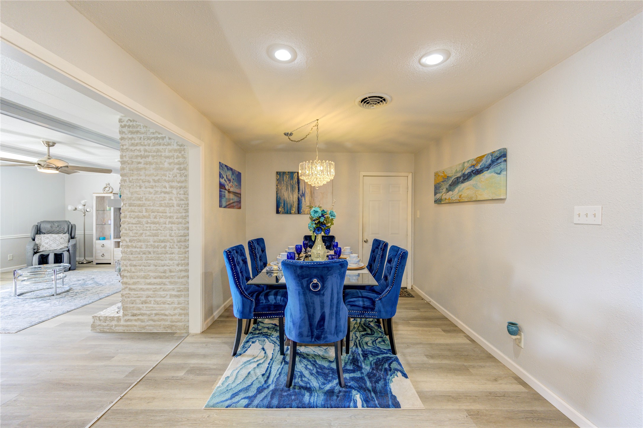 Another view of the dining room.