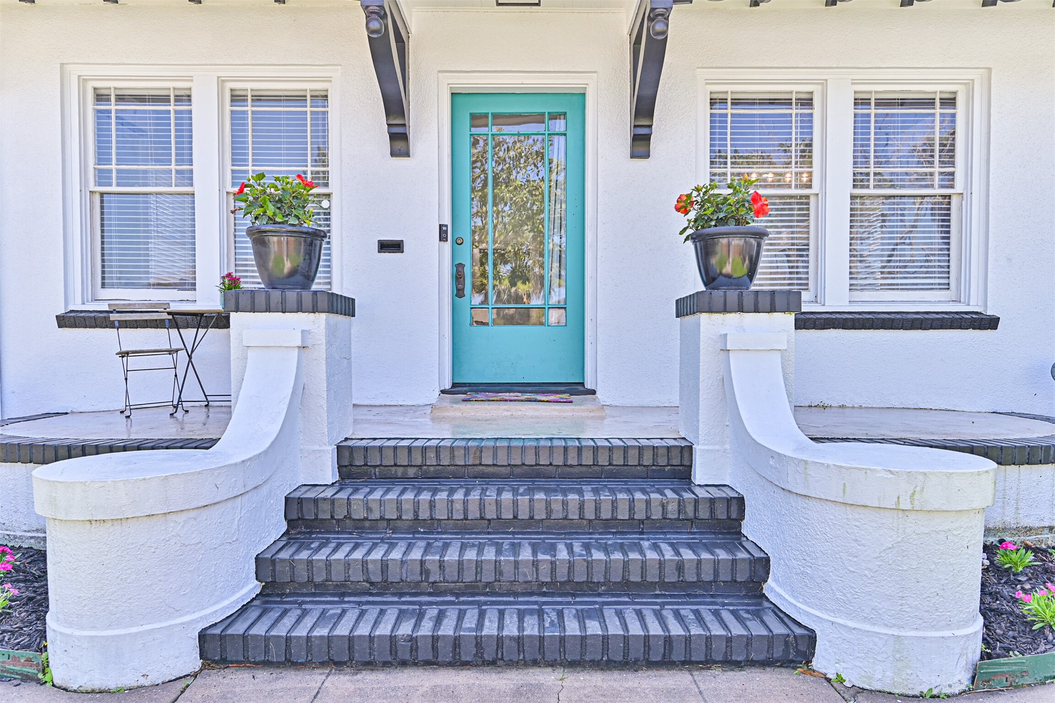 3519 Avenue R 1/2, Galveston, TX 77550 3519 Avenue R 1/2, Galveston, TX 77550
