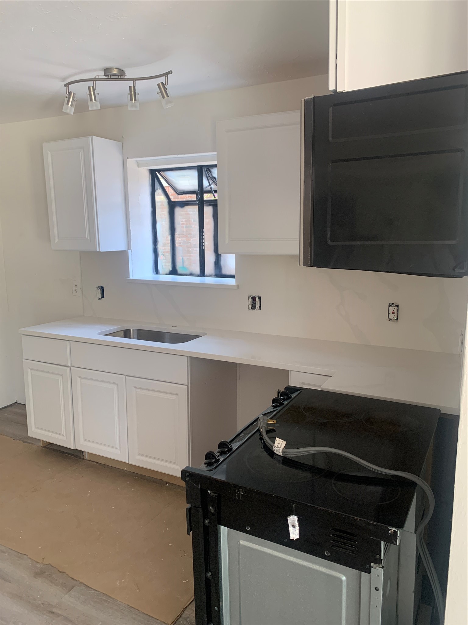 1818 Hamlin Valley Drive, Houston, TX 77090