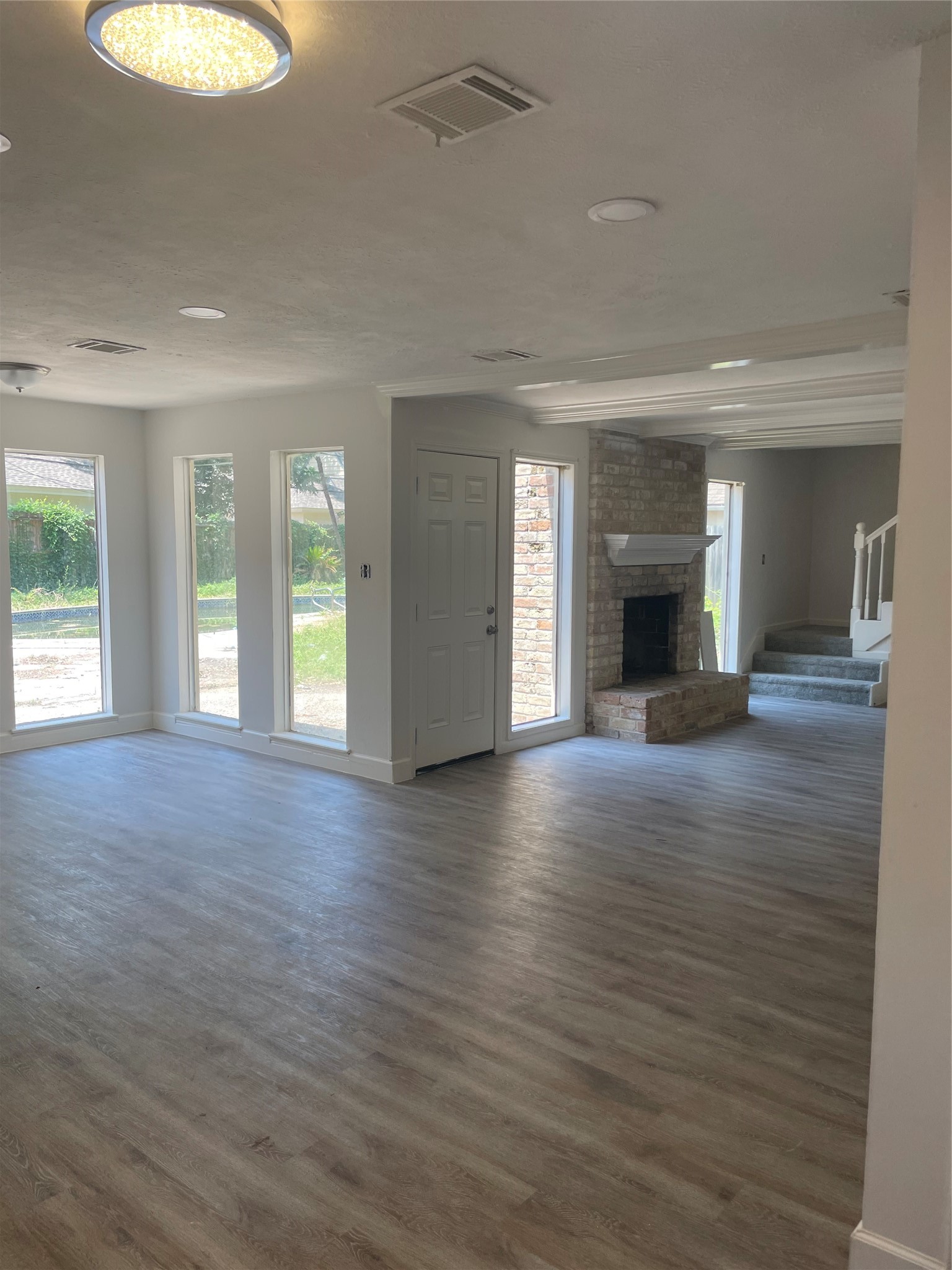 1818 Hamlin Valley Drive, Houston, TX 77090