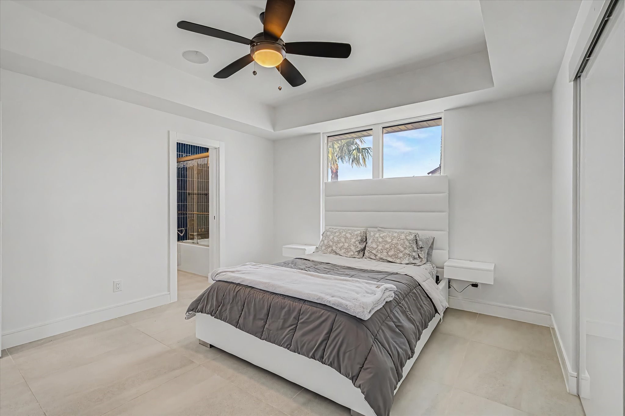 Other bedroom (3th) in the main house