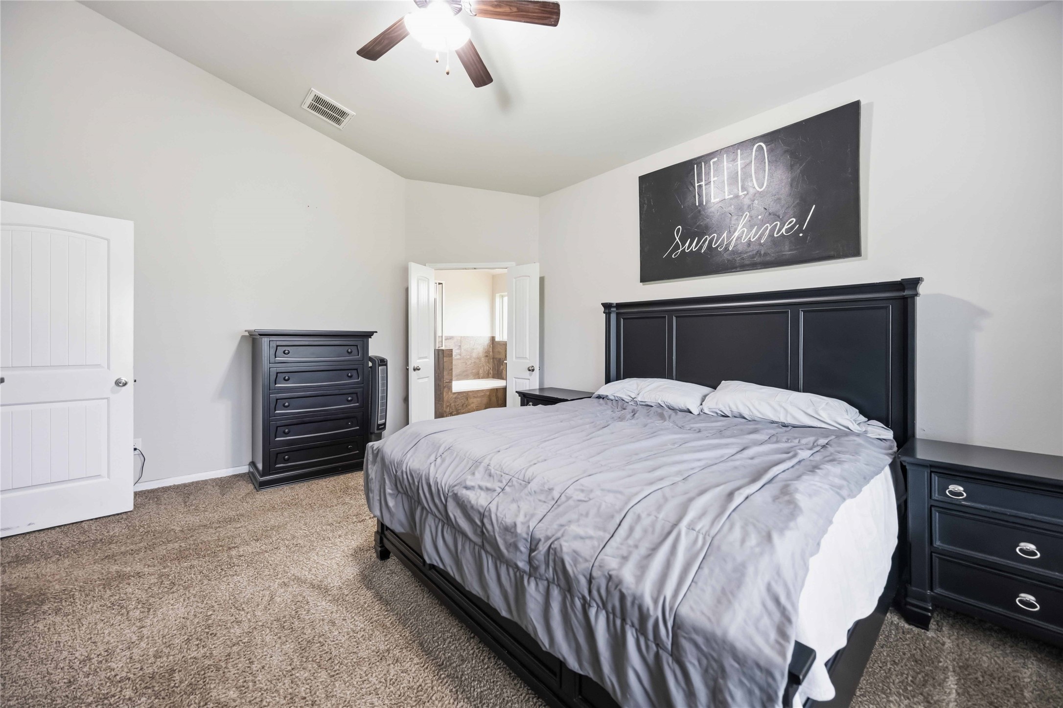 712 Rim Water Drive, Alvin, TX 77511