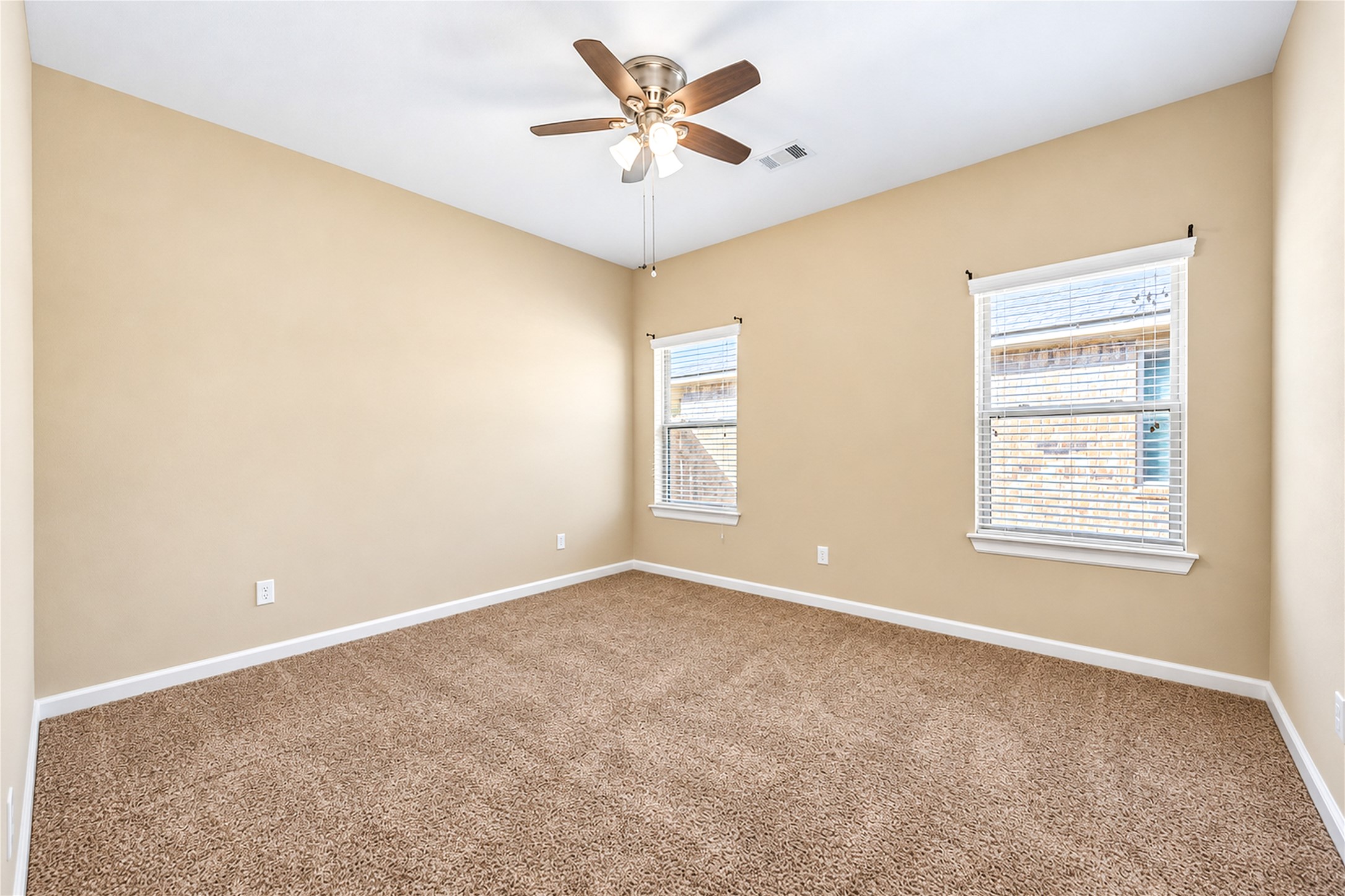 228 Country Crossing Circle, Magnolia, TX 77354