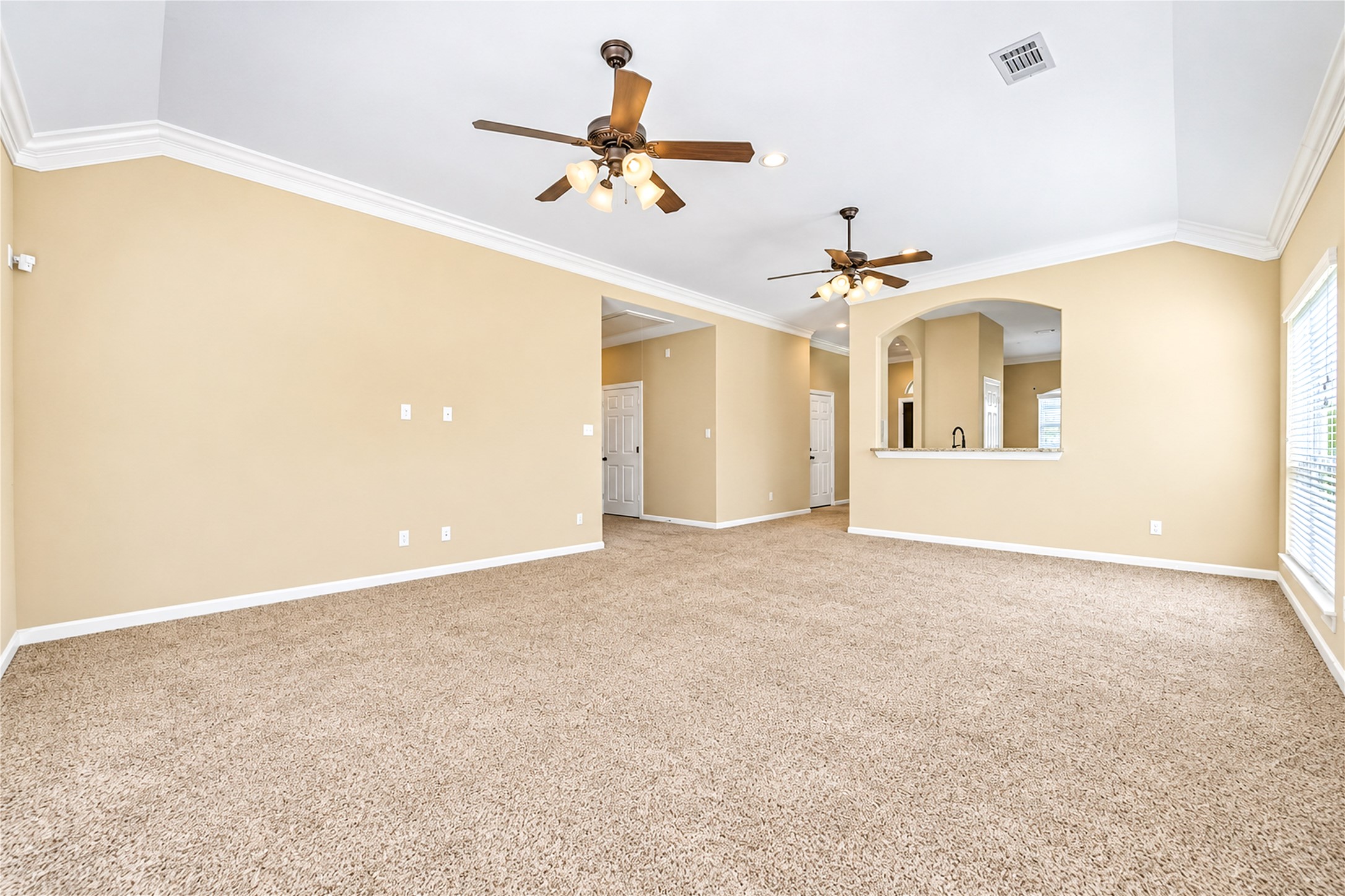 228 Country Crossing Circle, Magnolia, TX 77354