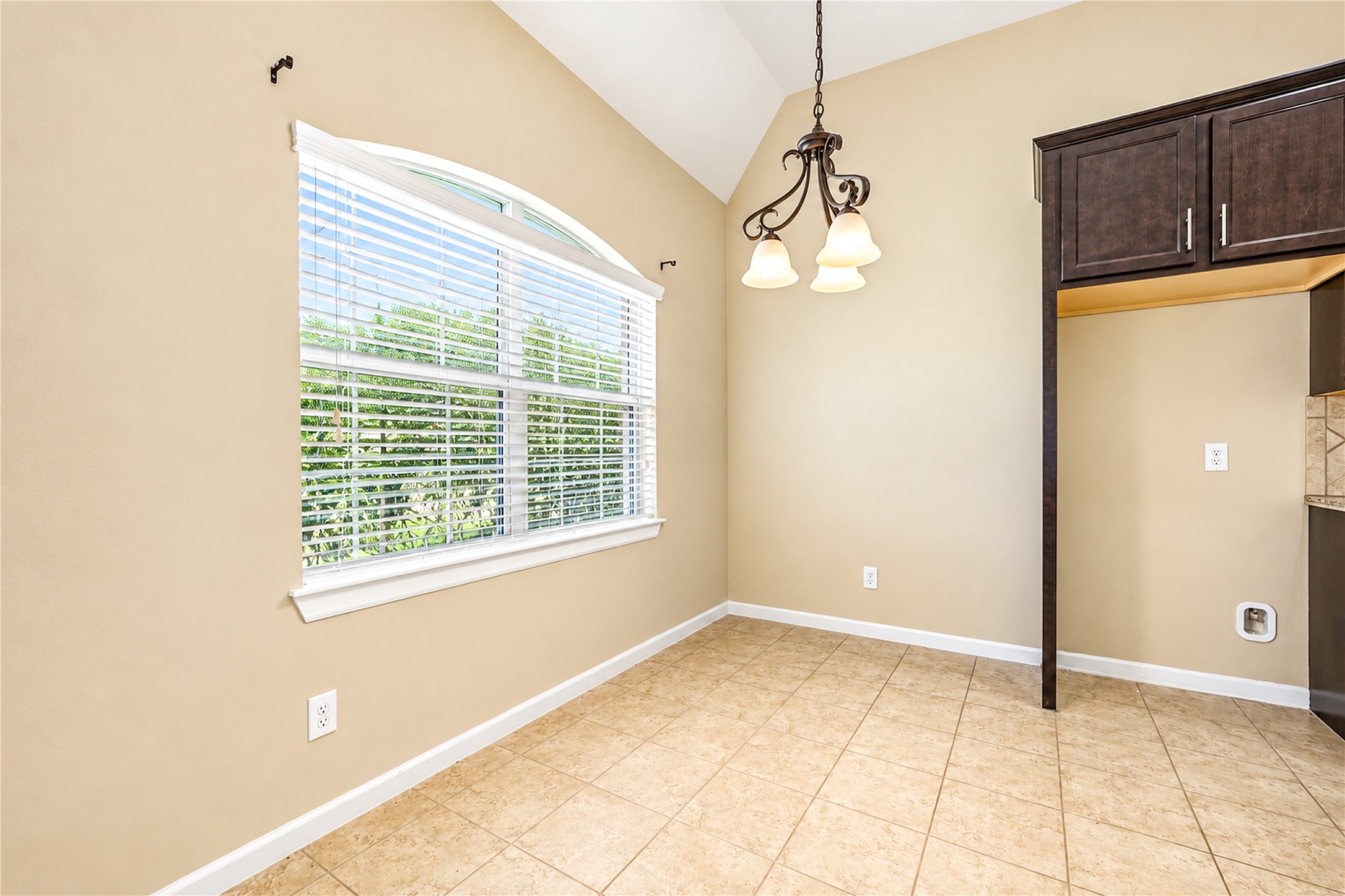 228 Country Crossing Circle, Magnolia, TX 77354