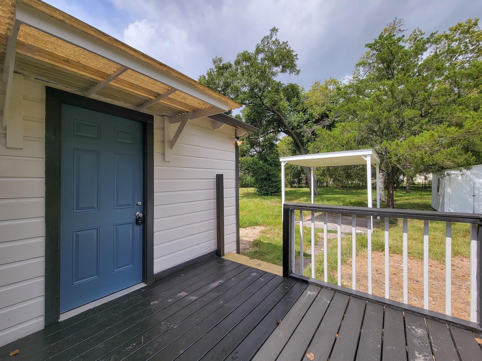 725 Cahill Road, Angleton, TX 77515