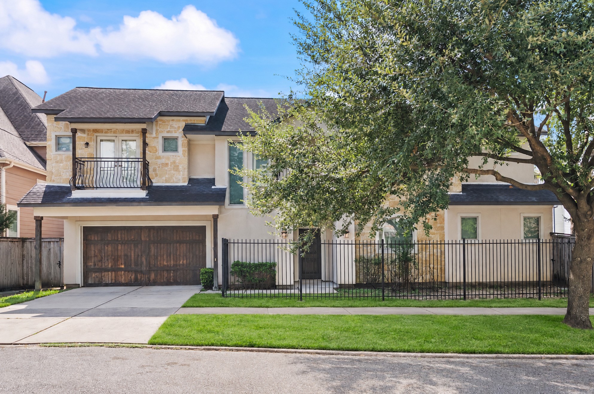 4421 Marina Street, Houston, TX 77007 4421 Marina Street, Houston, TX 77007