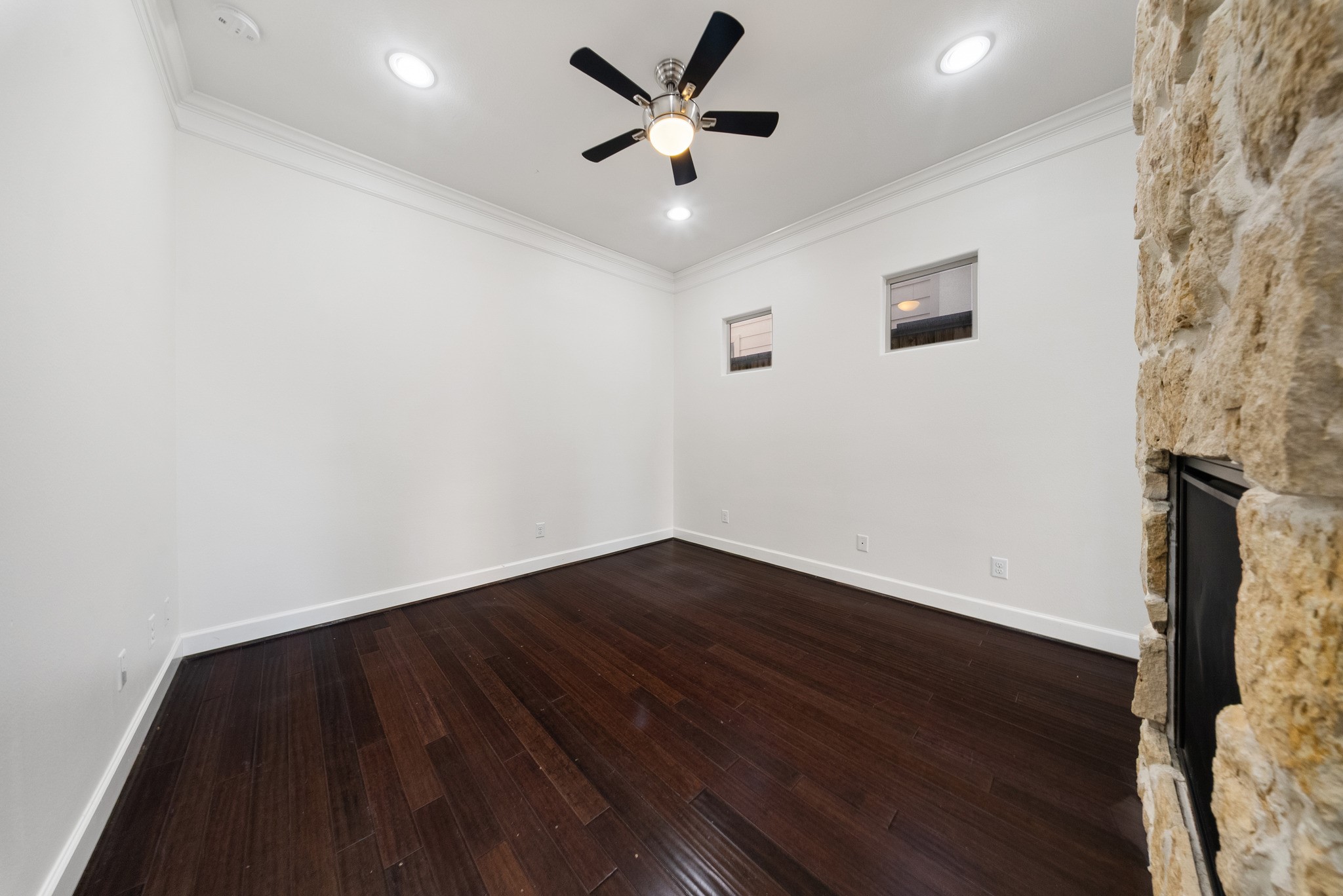 4421 Marina Street, Houston, TX 77007