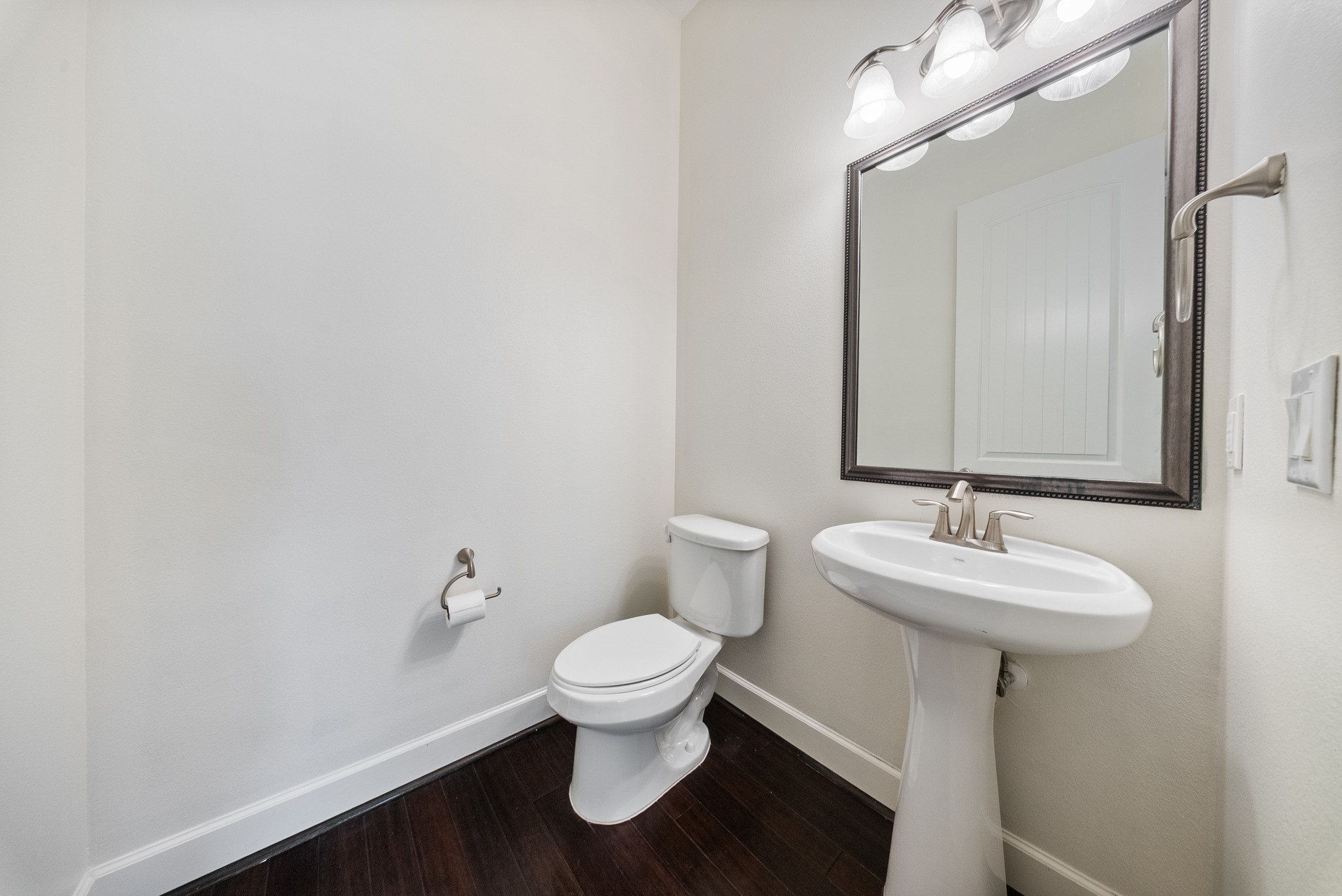 4421 Marina Street, Houston, TX 77007