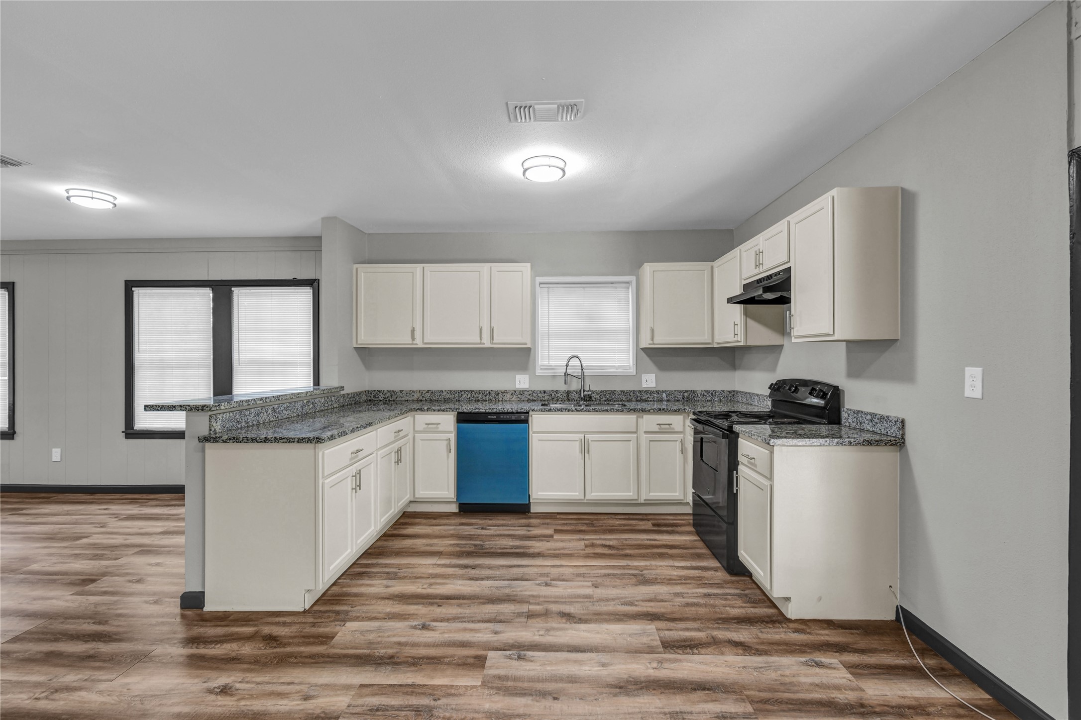 2642 Cedar Drive, La Marque, TX 77568