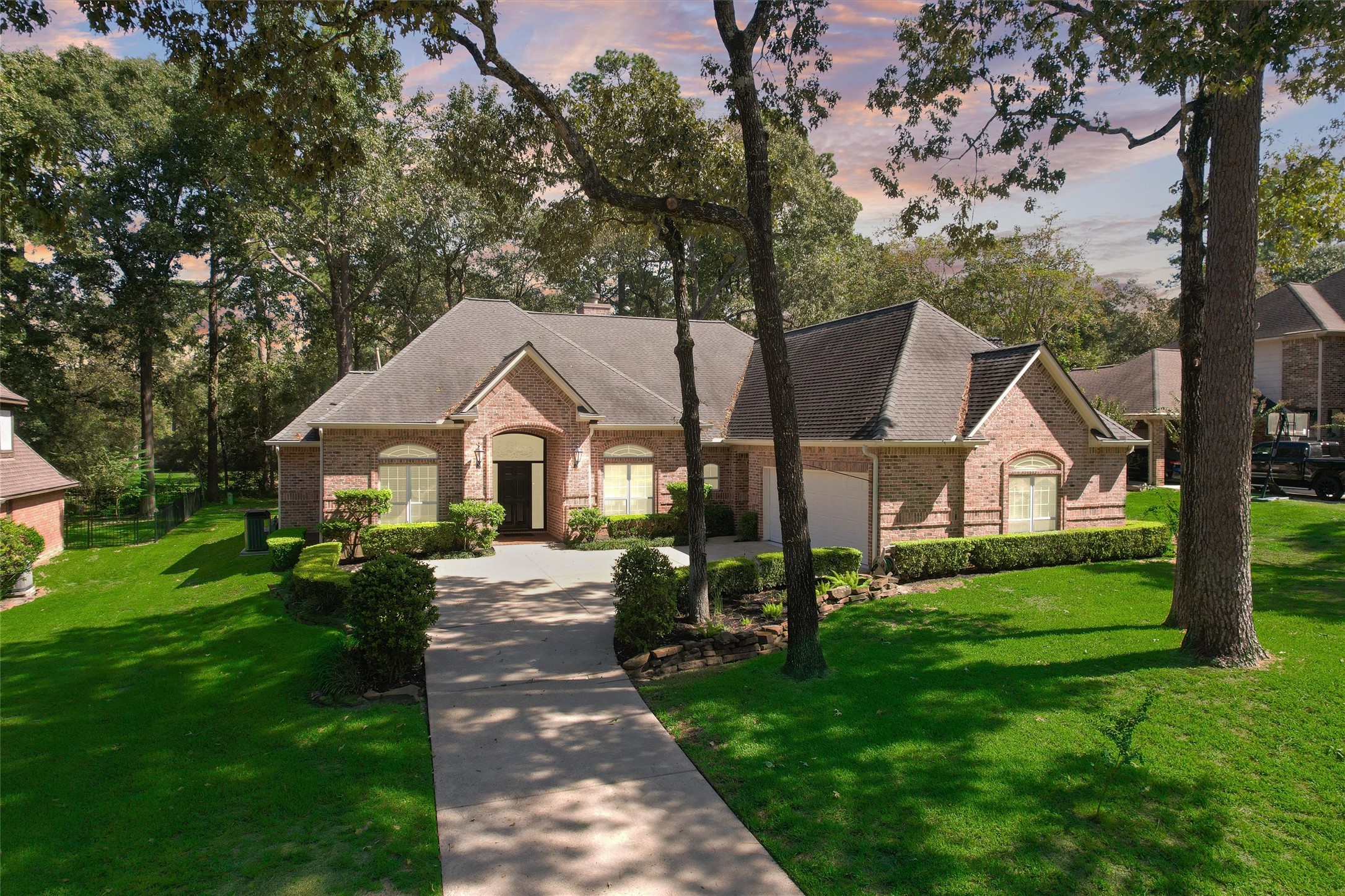 Welcome to 13 Royal Dalton Circle, a single-story brick custom built by local Monte Smith home set among mature trees in established Wedgewood neighborhood near Lake Conroe. Only one owner that lovingly maintained it since 1996. Update home. New HVAC. Roof 2019. And Generator.