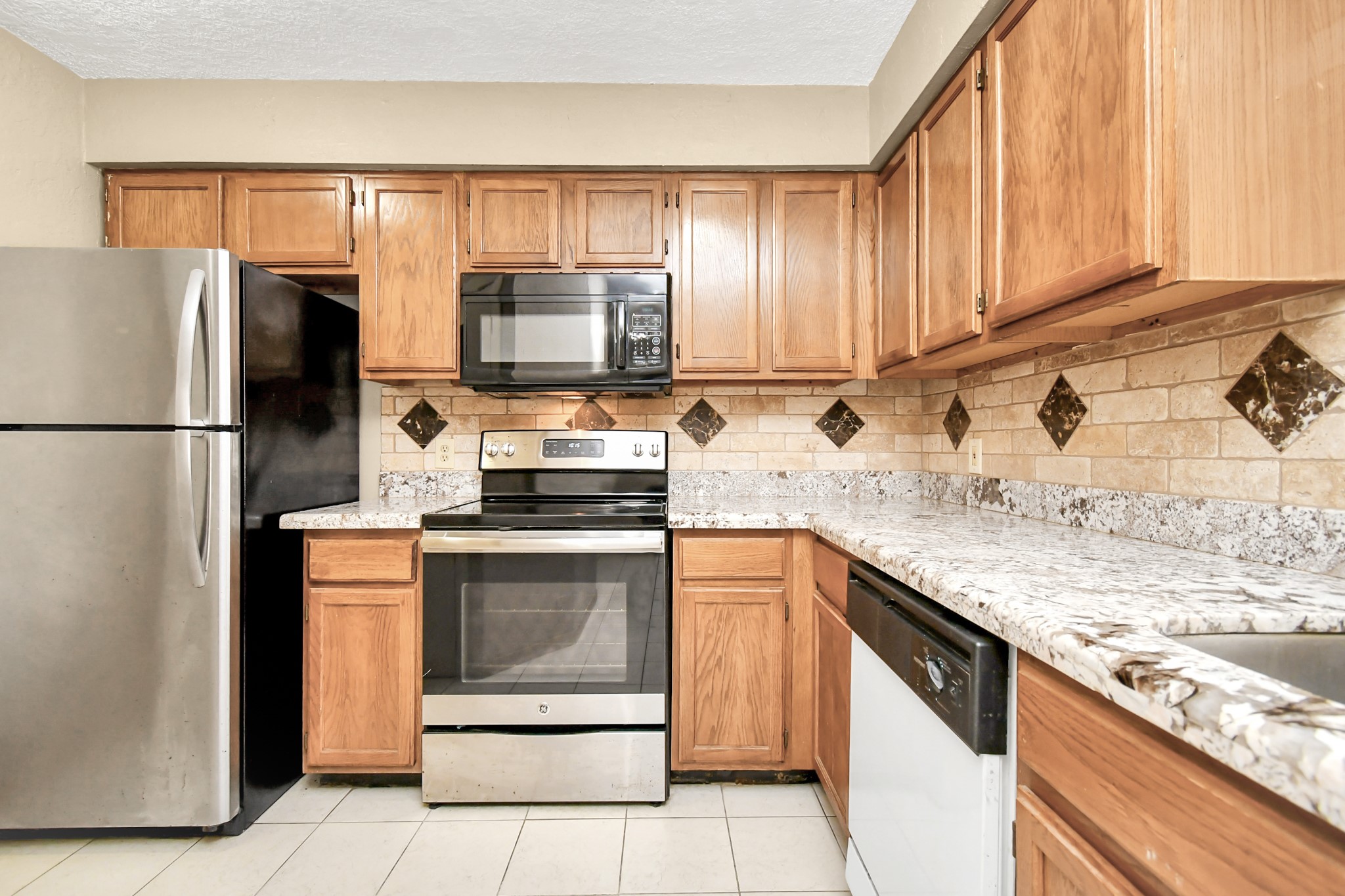 2501 Gulf Freeway, #250D, Dickinson, TX 77539