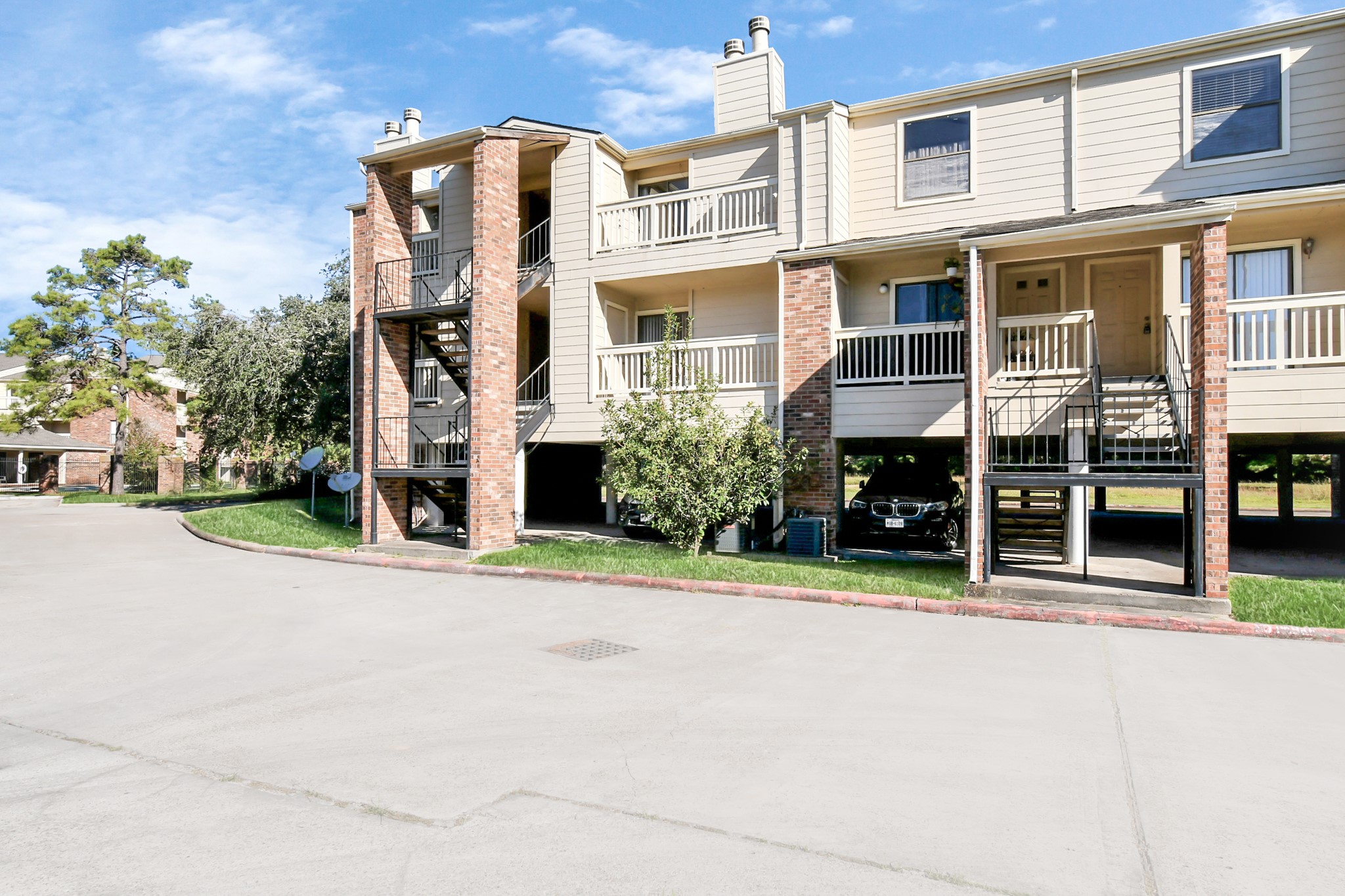 2501 Gulf Freeway, #250D, Dickinson, TX 77539