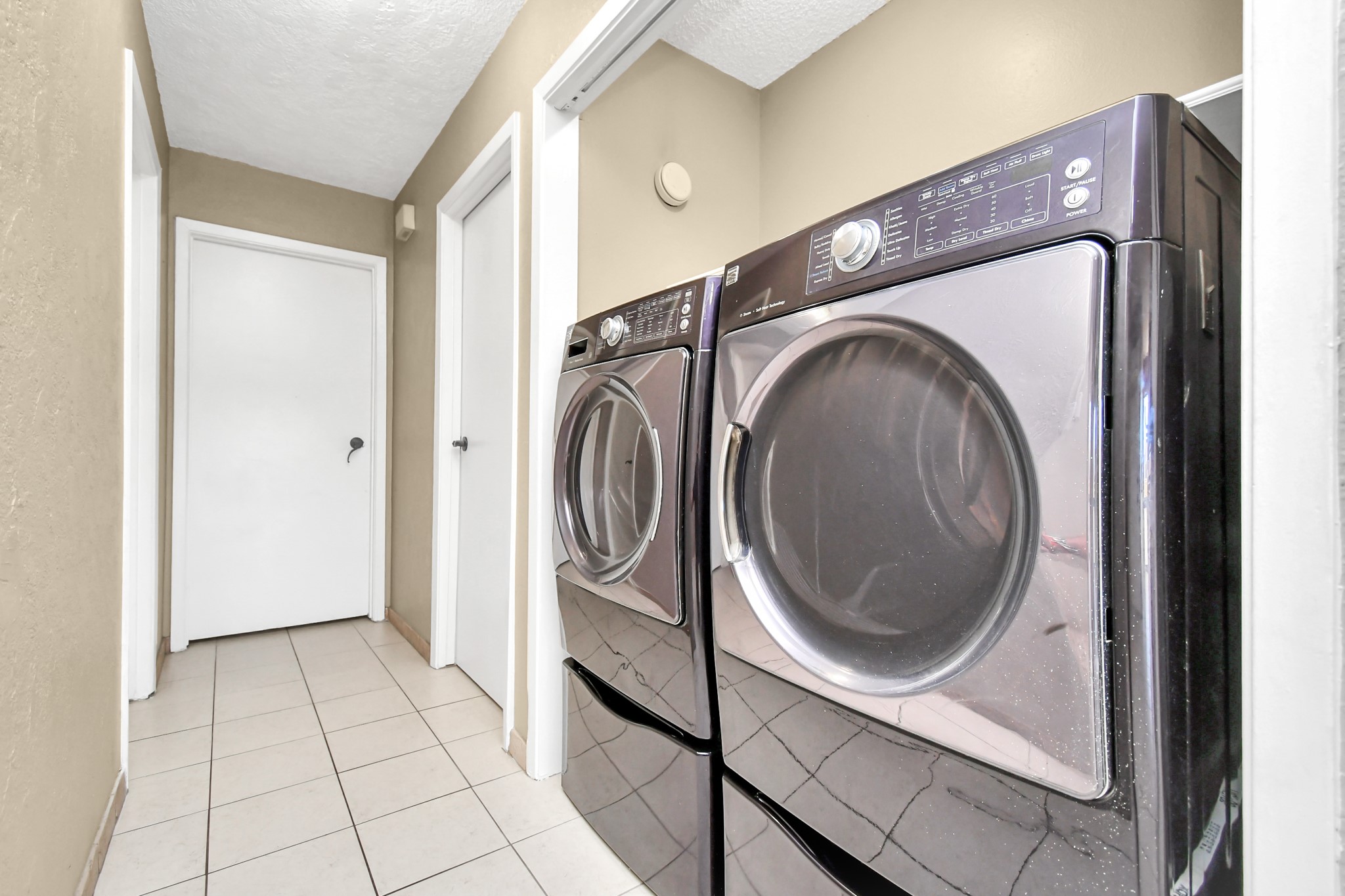 2501 Gulf Freeway, #250D, Dickinson, TX 77539