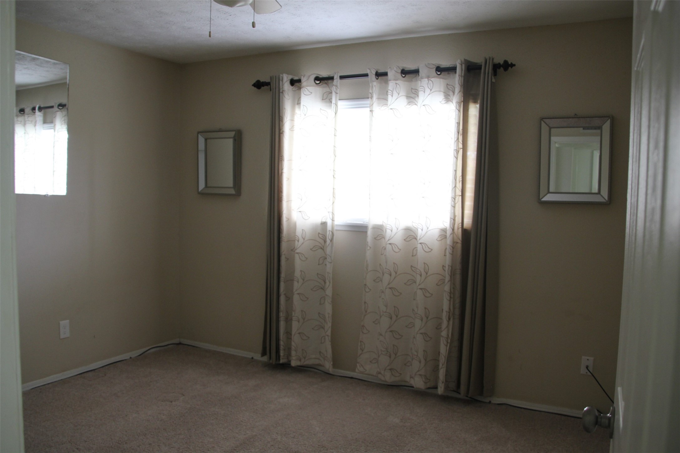 3035 Meadowview Dr Corner, Missouri City, TX 77459