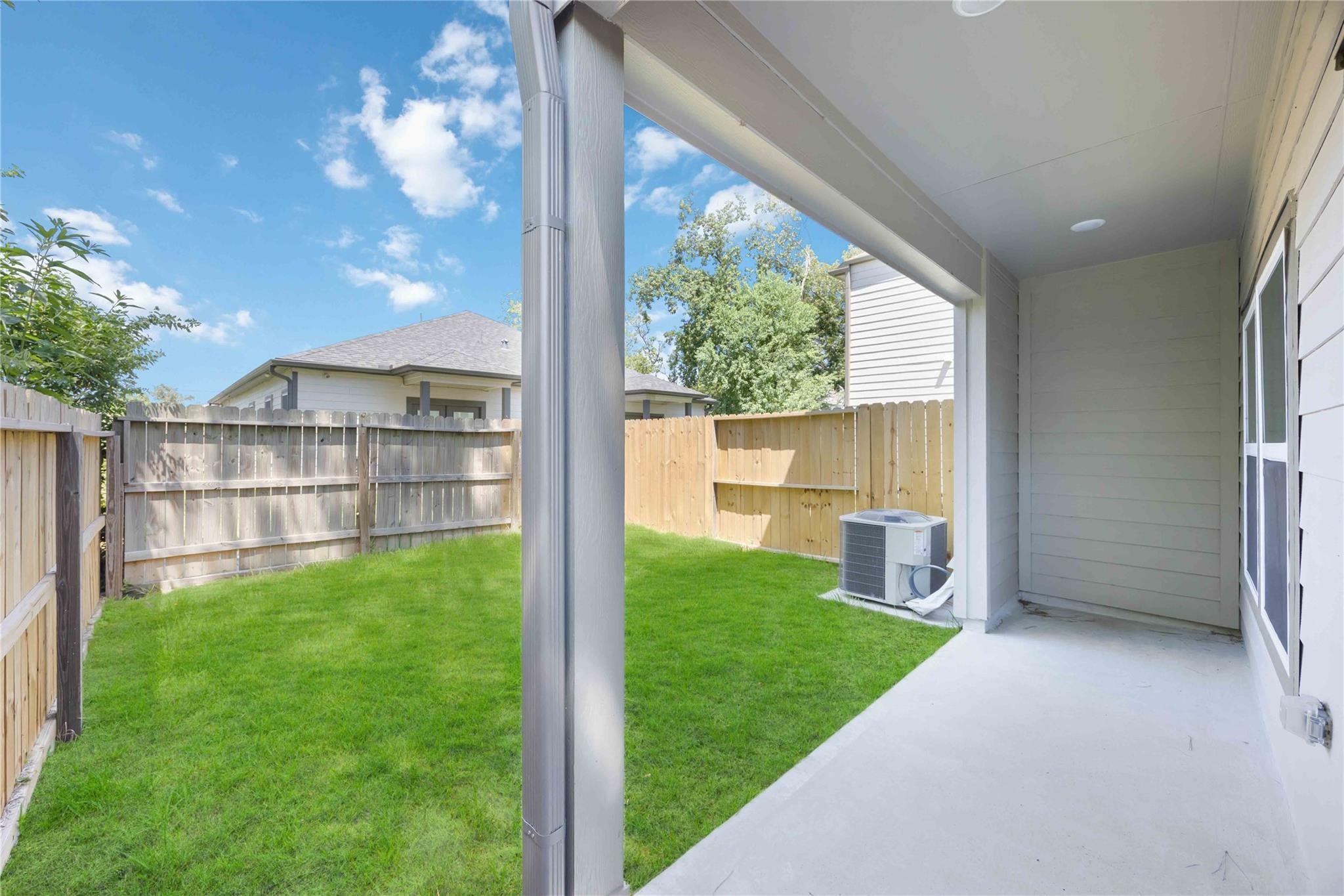 7987 Chateau Street, #B, Houston, TX 77028